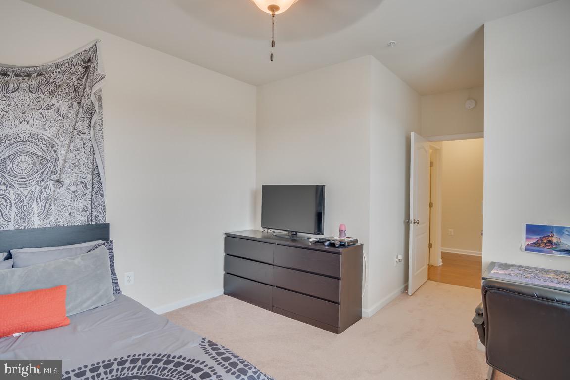 COLONIAL FORGE - Residential