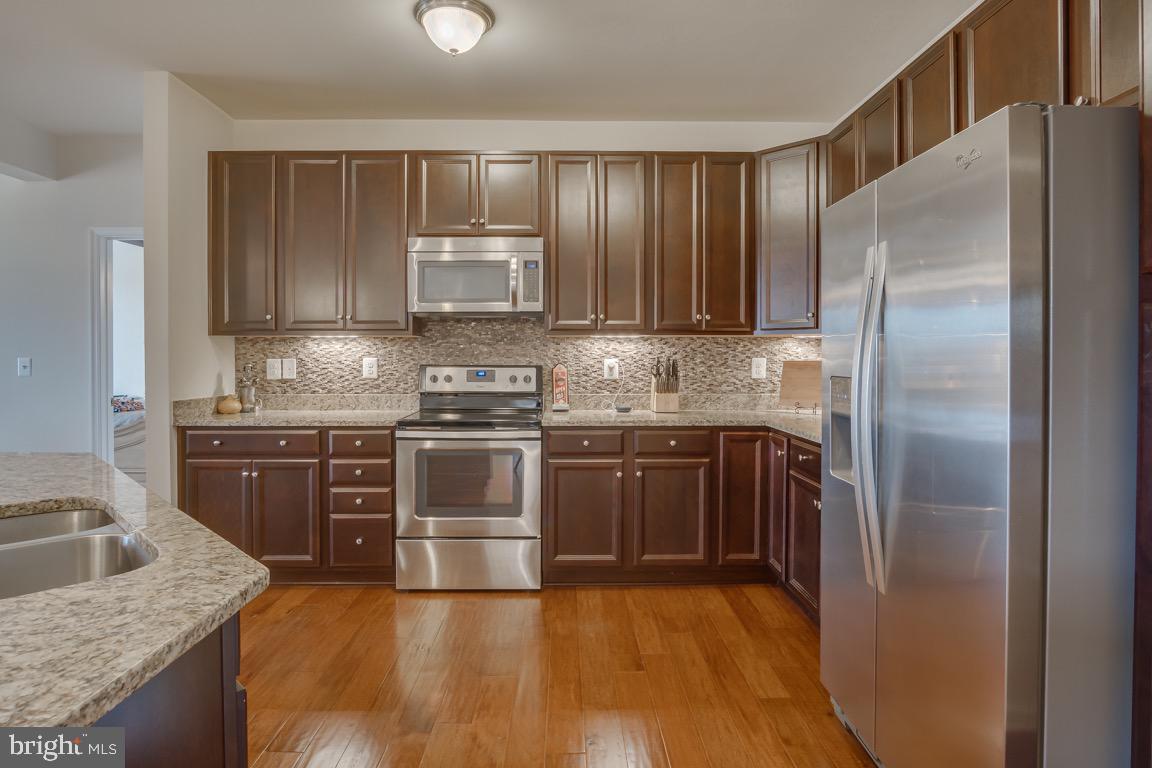 COLONIAL FORGE - Residential