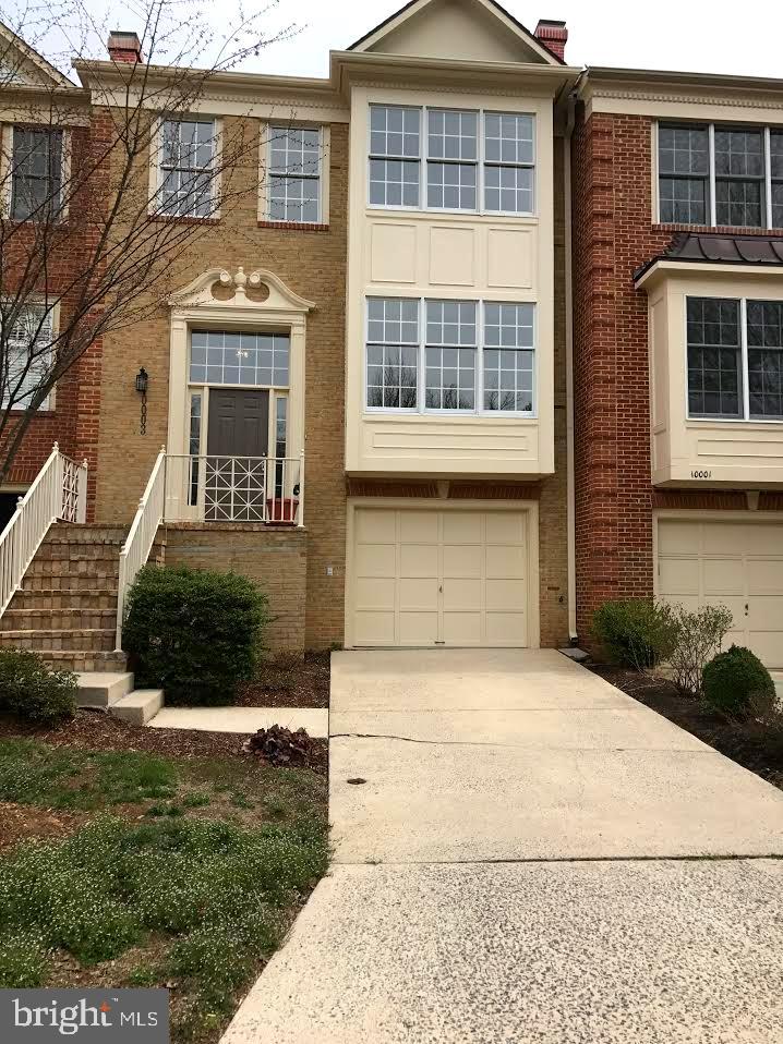 DECOVERLY ADVENTURE - Residential Lease