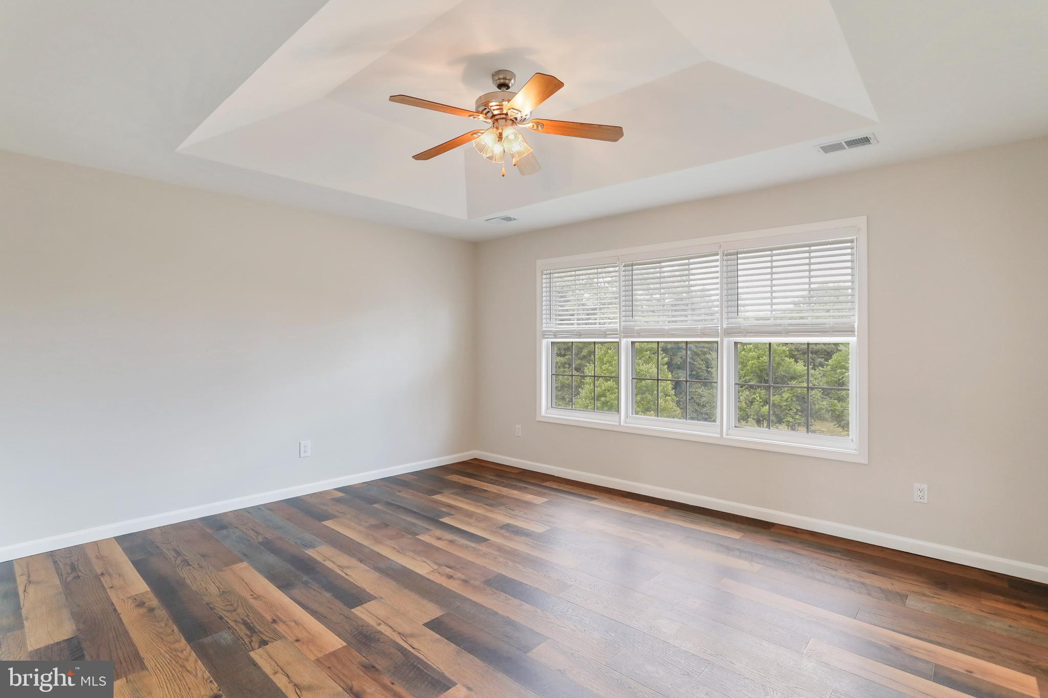 SUMMER HILL - Residential