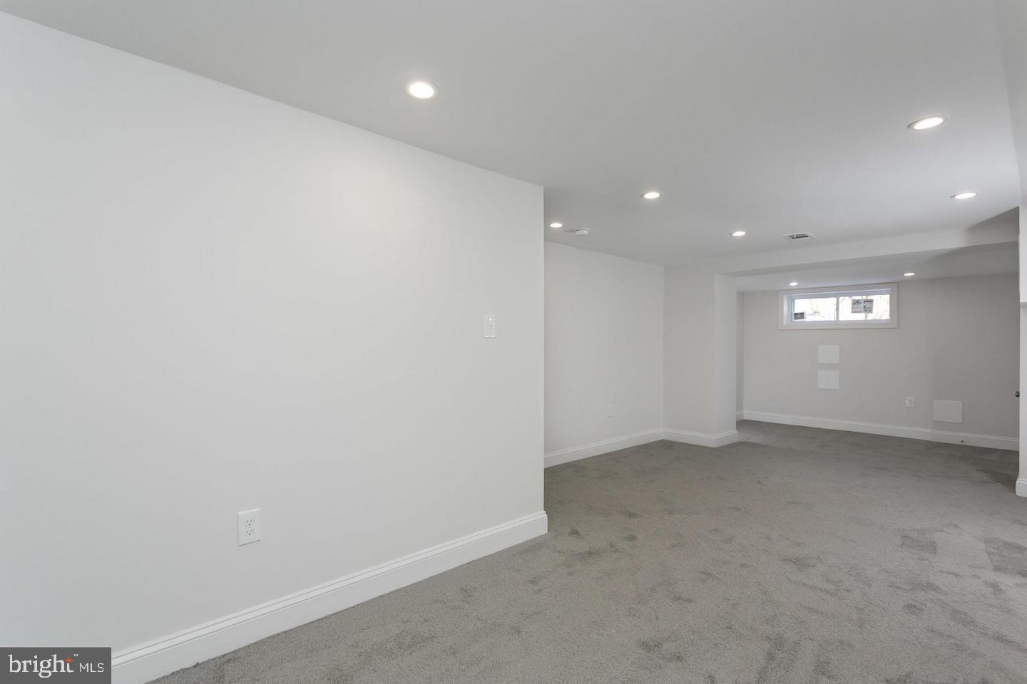 PEN LUCY - Residential Lease