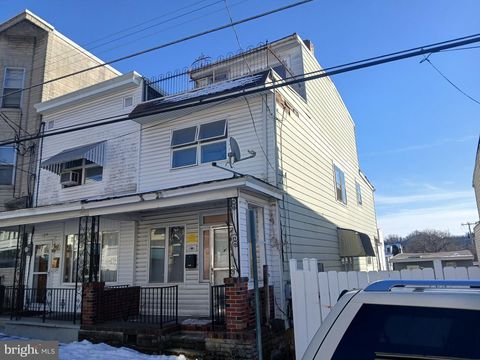 532 W COAL STREET SHENANDOAH PA 17976