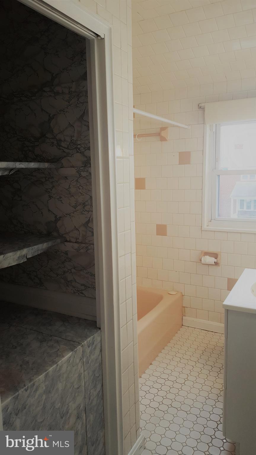 STANBROOK - Residential Lease