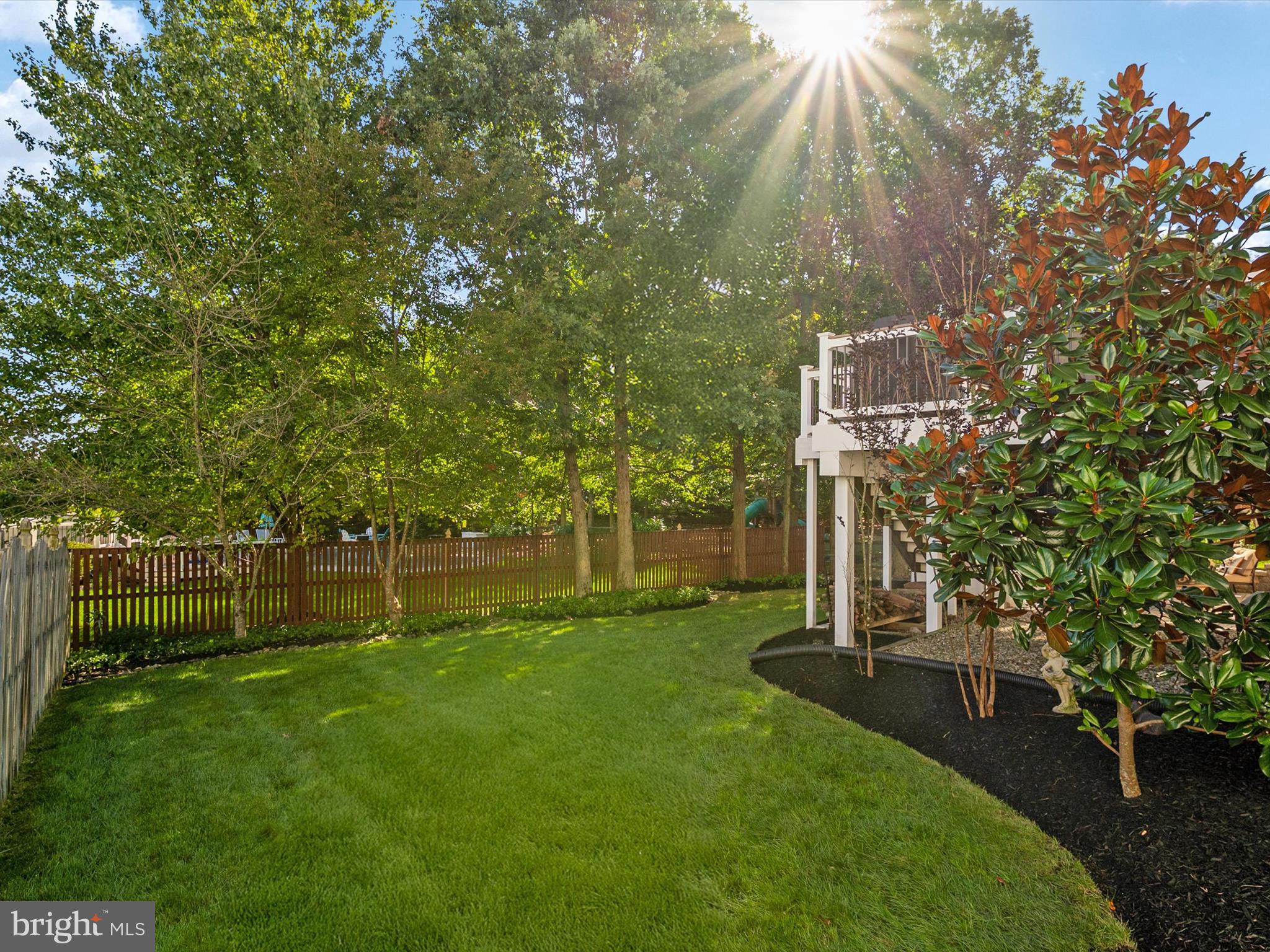 LYNDWOOD MANOR - Residential