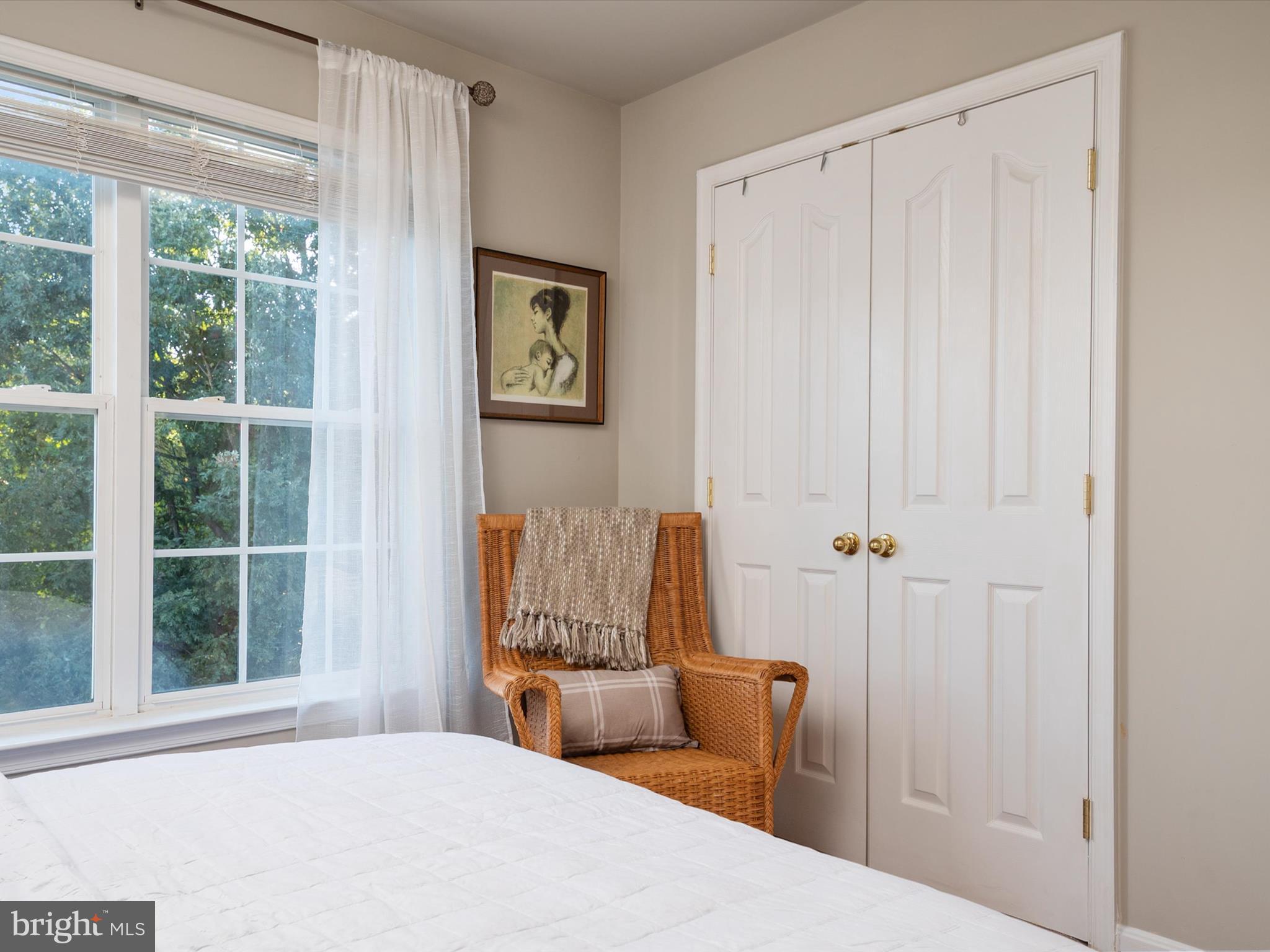 LYNDWOOD MANOR - Residential