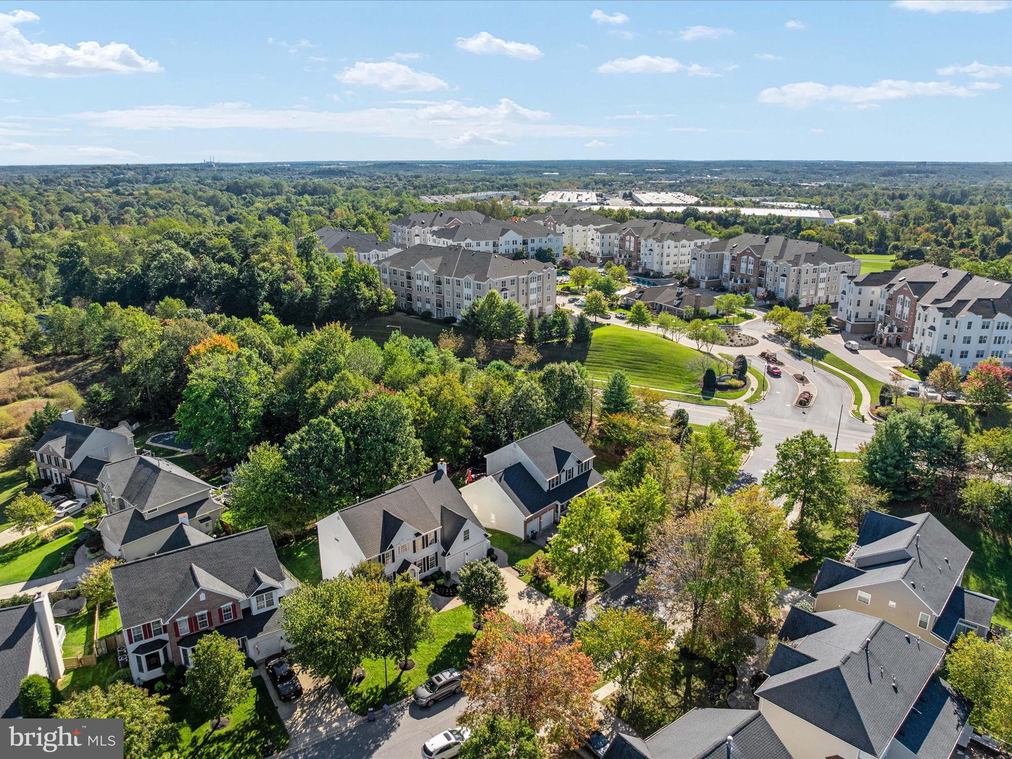 LYNDWOOD MANOR - Residential
