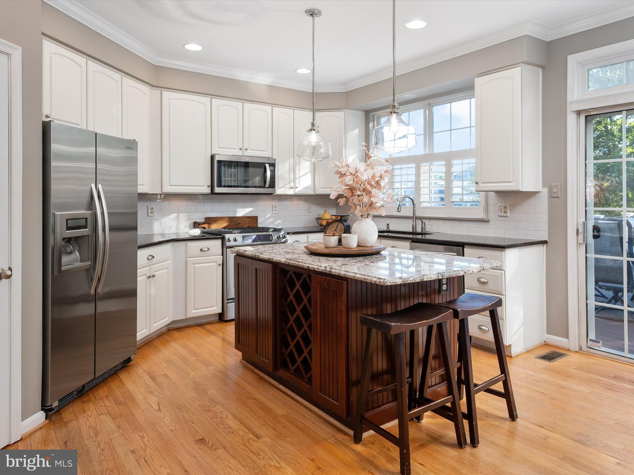 LYNDWOOD MANOR - Residential