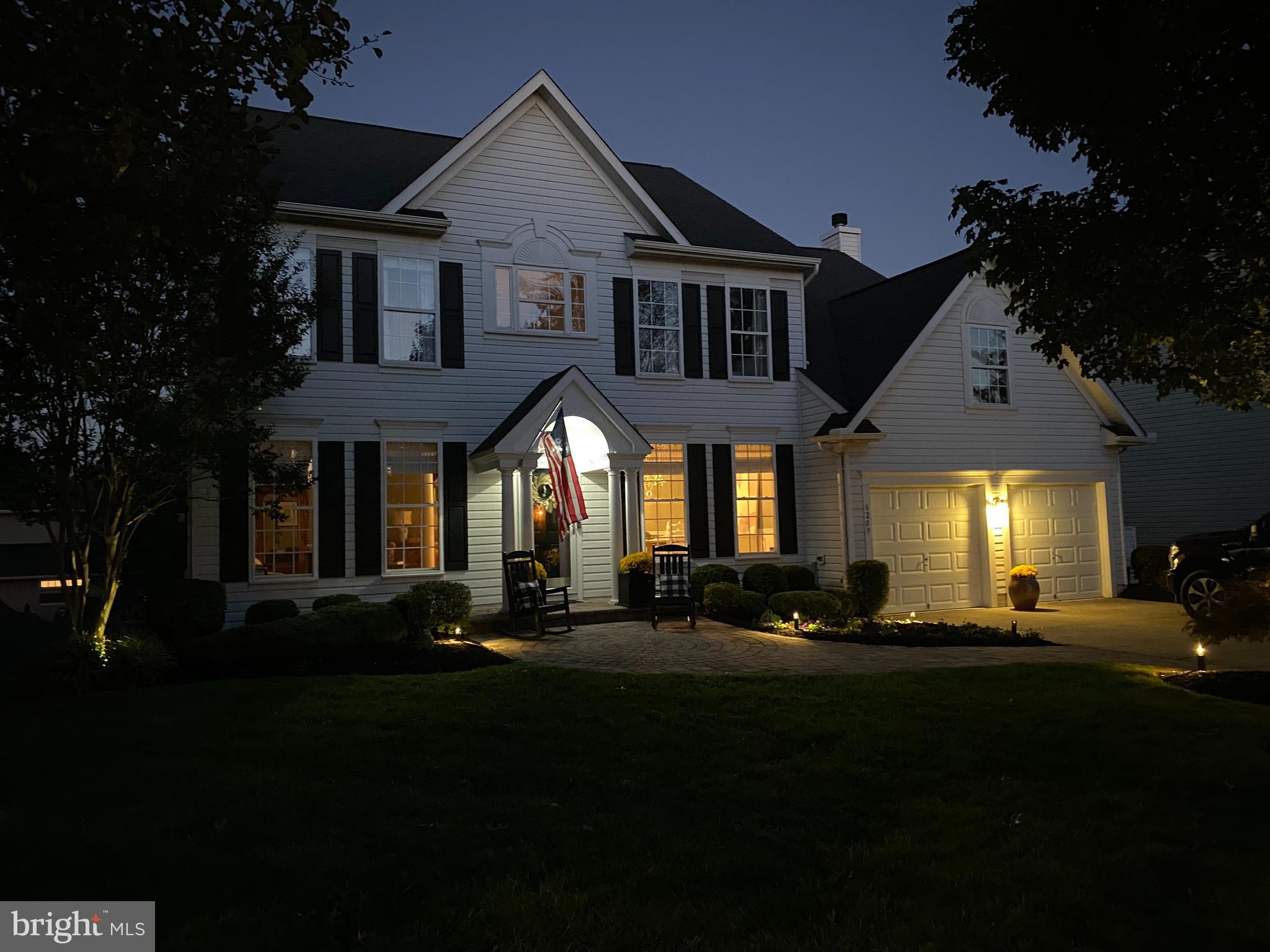 LYNDWOOD MANOR - Residential