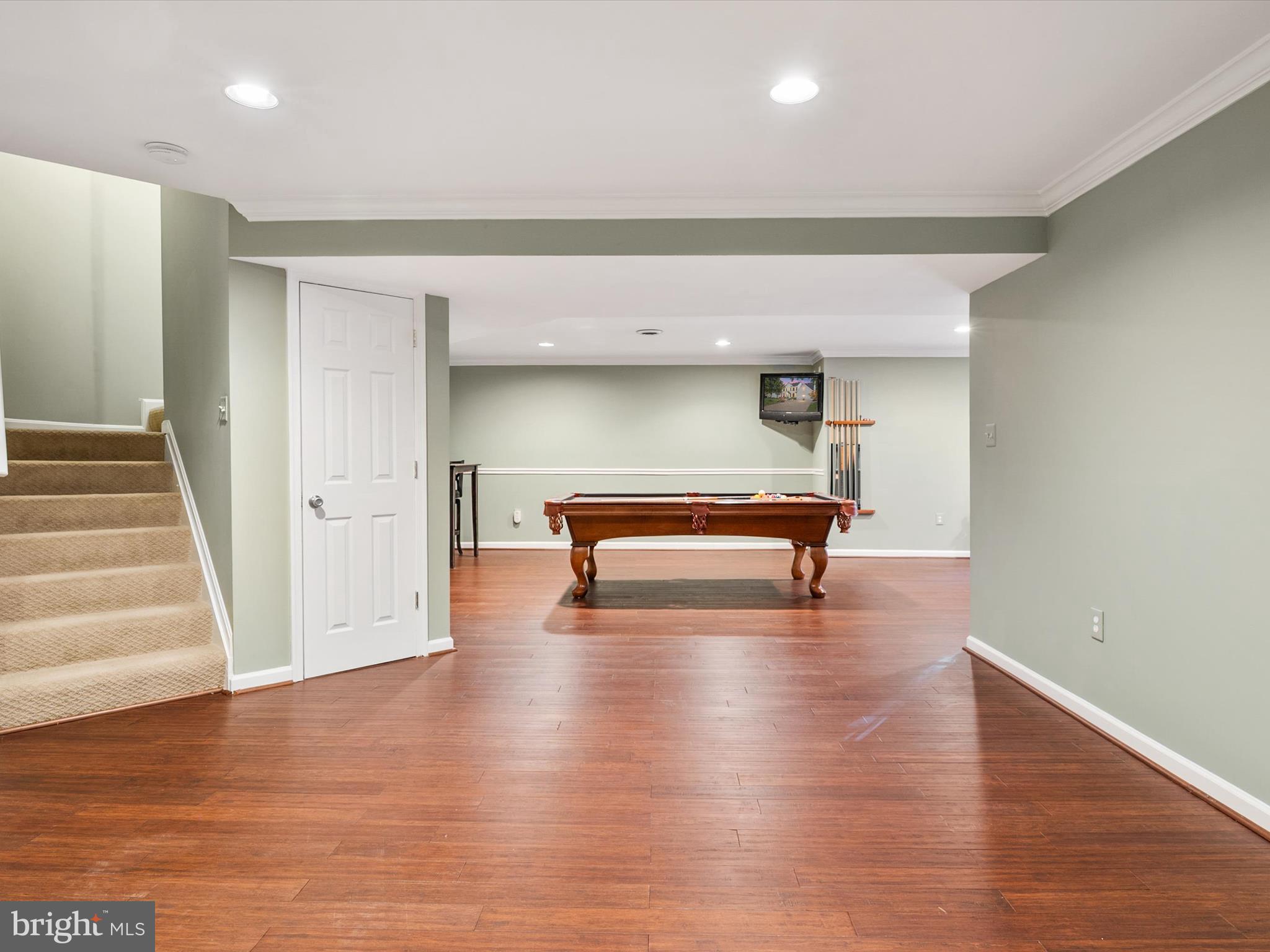 LYNDWOOD MANOR - Residential