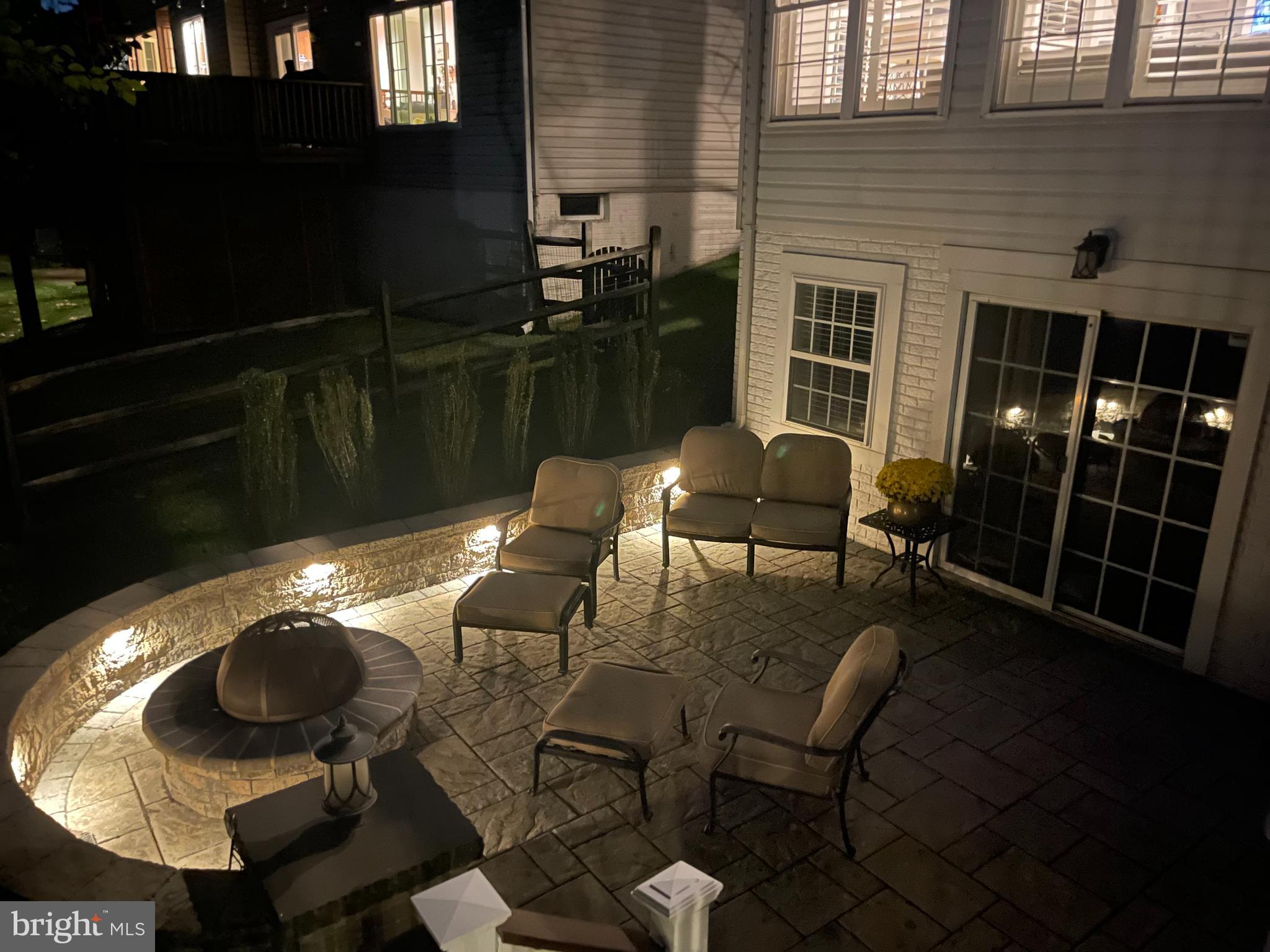 LYNDWOOD MANOR - Residential