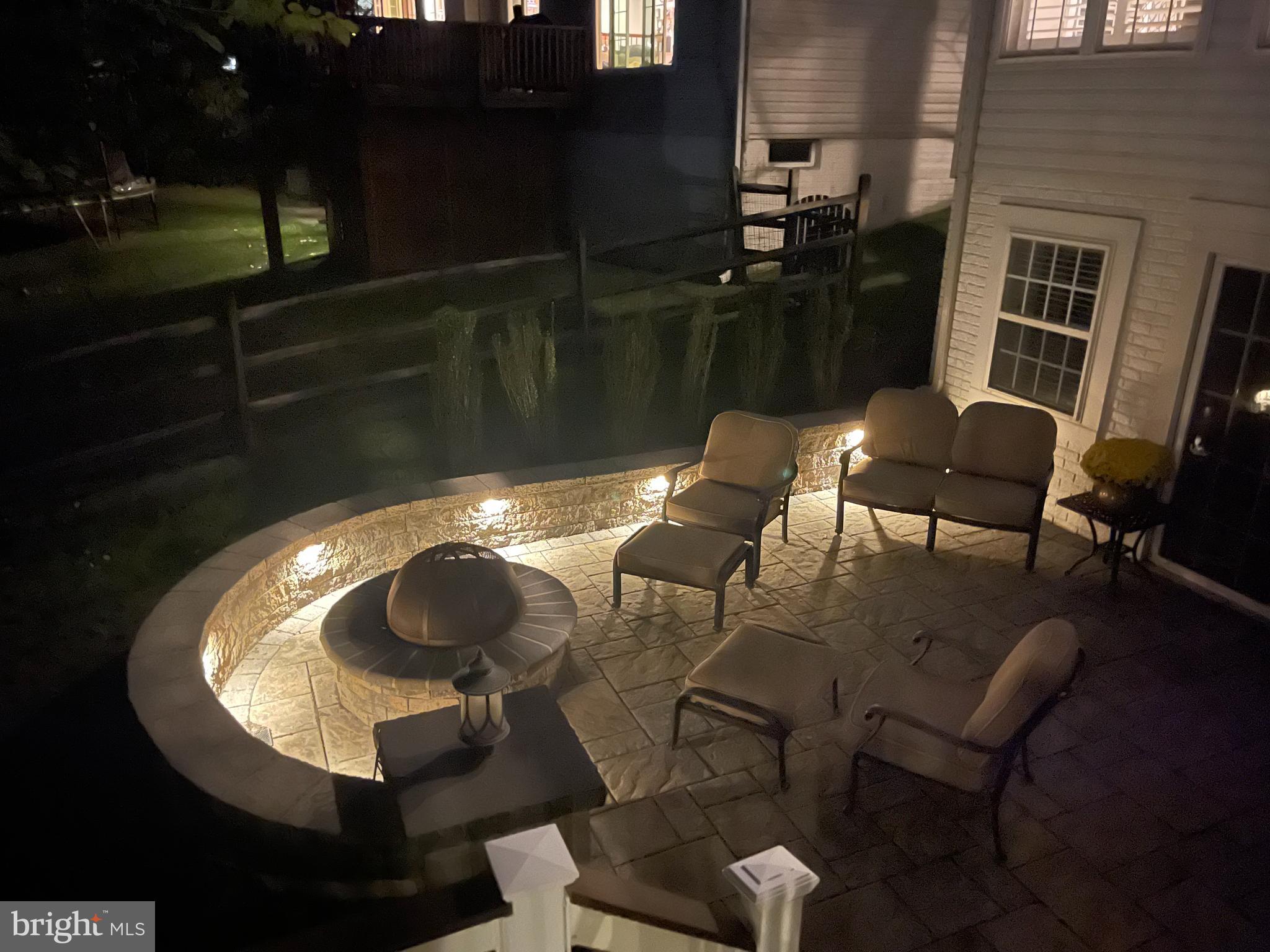 LYNDWOOD MANOR - Residential