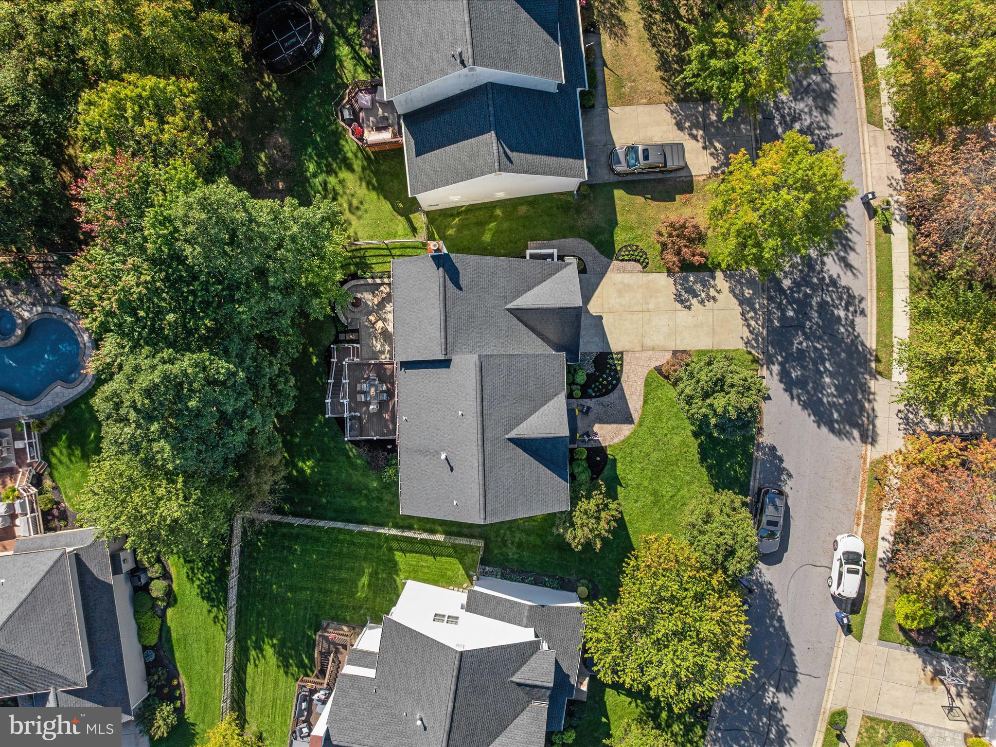 LYNDWOOD MANOR - Residential