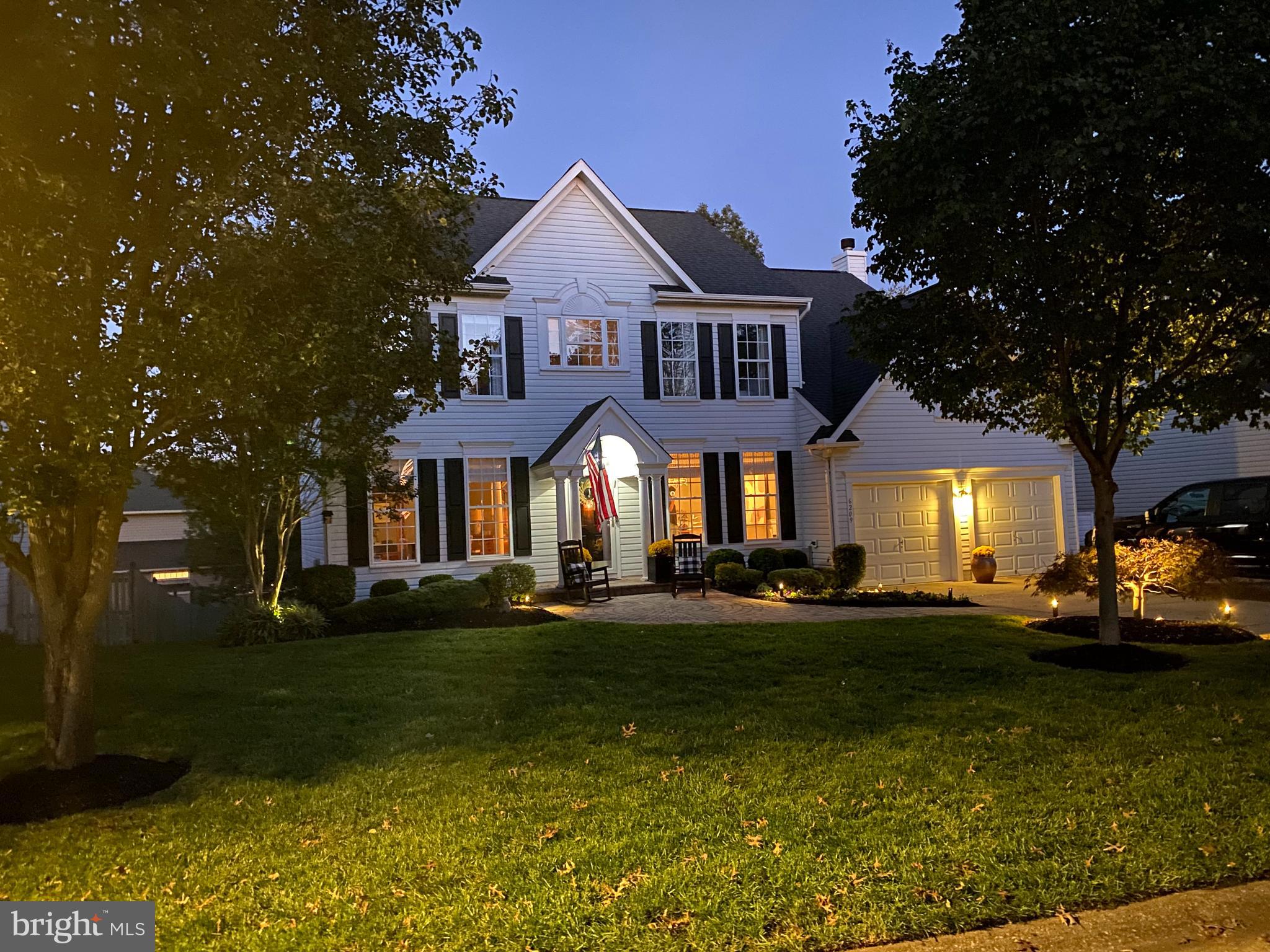 LYNDWOOD MANOR - Residential