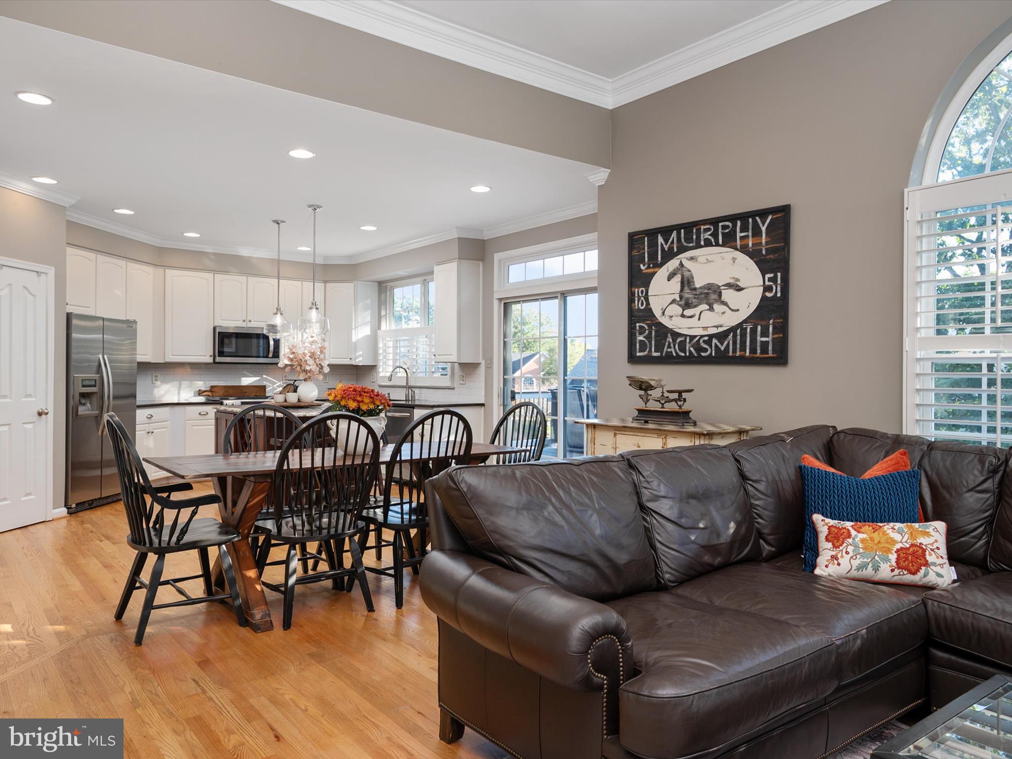 LYNDWOOD MANOR - Residential