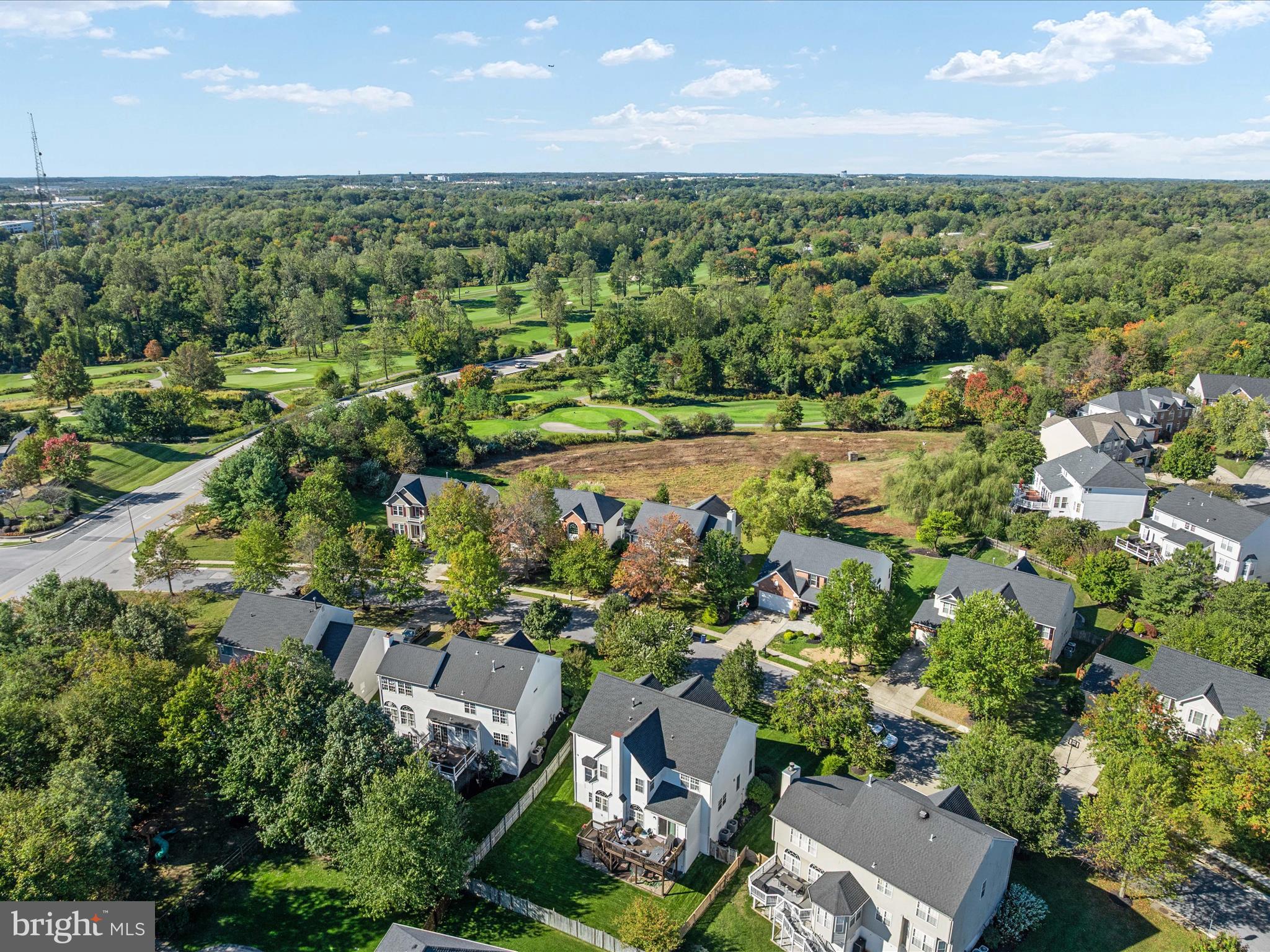 LYNDWOOD MANOR - Residential