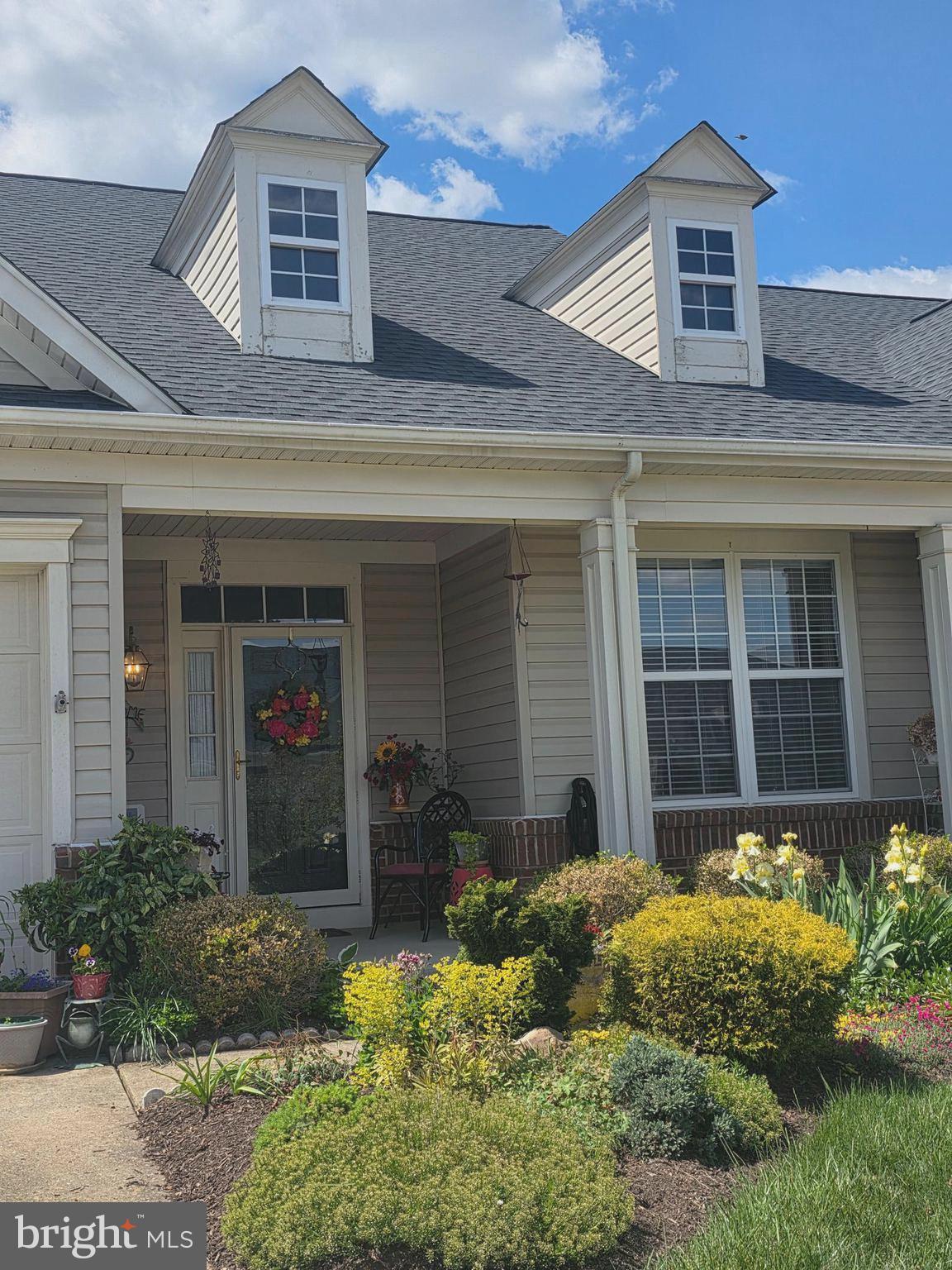 121 SHUMARD COURT