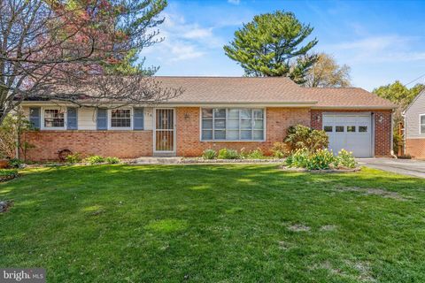 556 ABBEYVILLE ROAD LANCASTER PA 17603