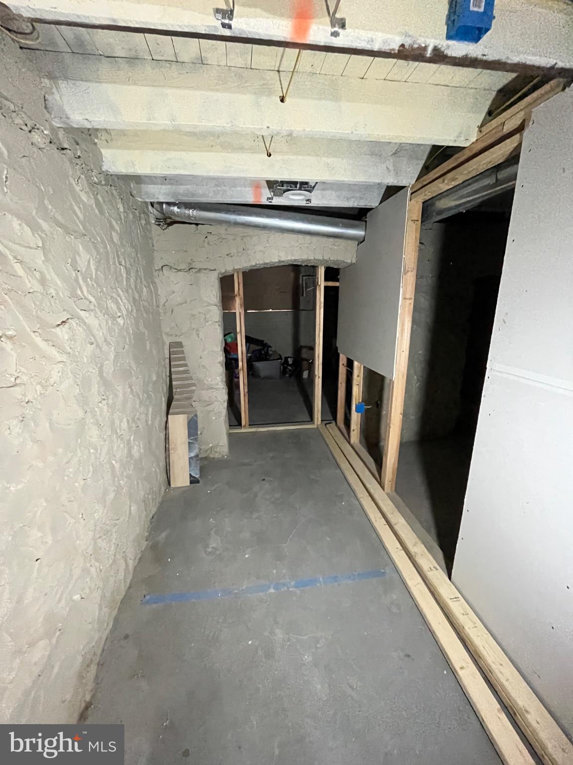 WEST BALTIMORE - Residential