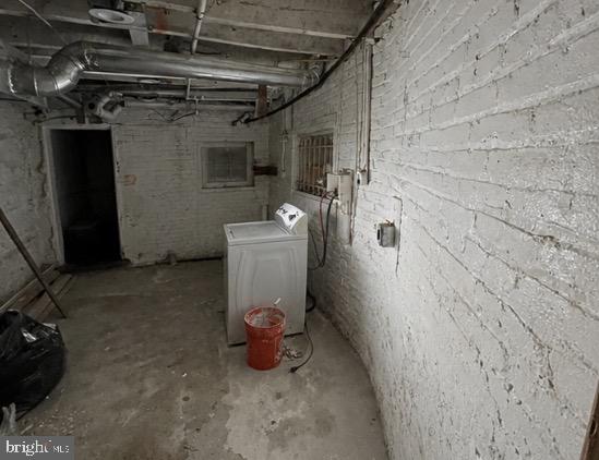 WEST BALTIMORE - Residential
