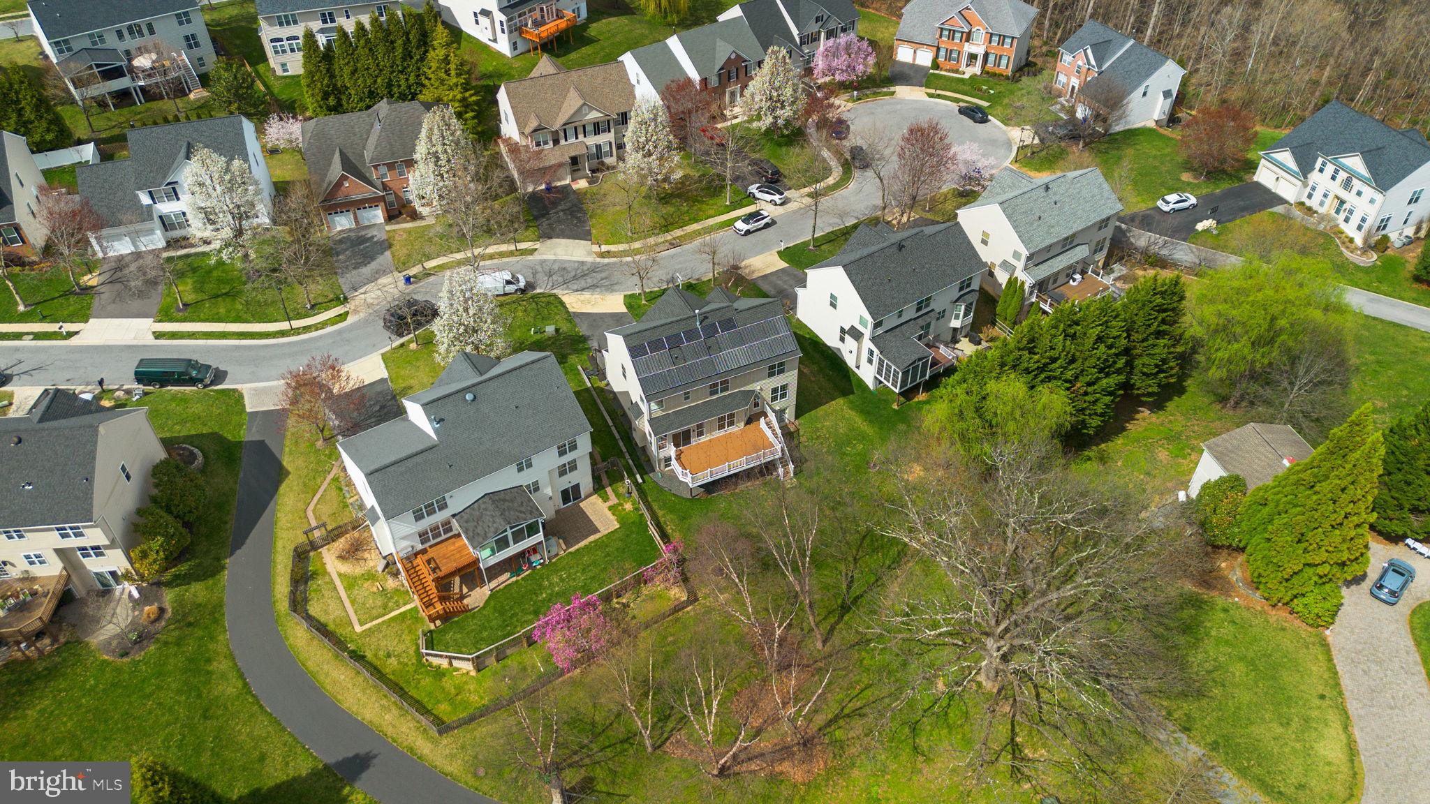 HOLLIFIELD ESTATES - Residential