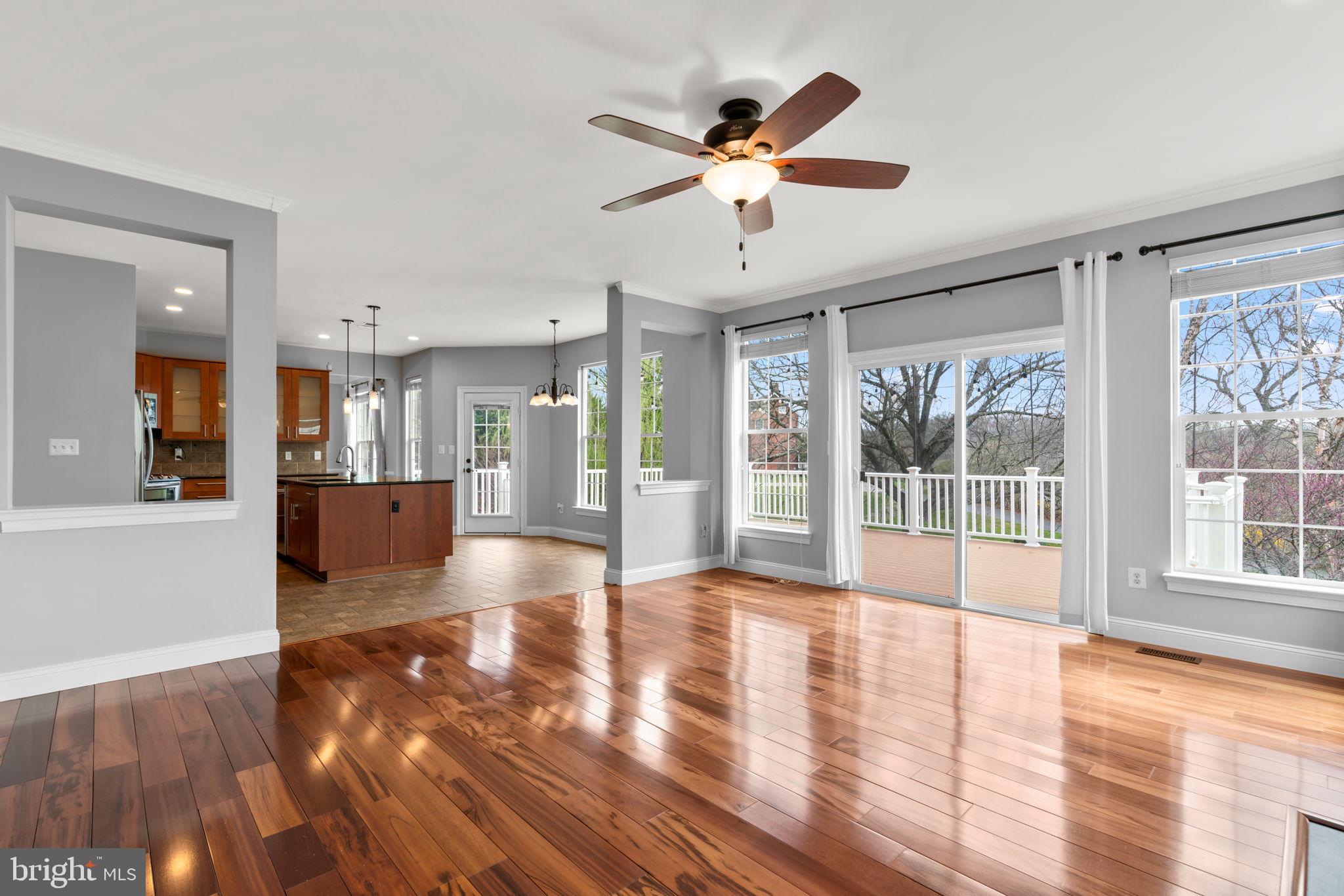 HOLLIFIELD ESTATES - Residential