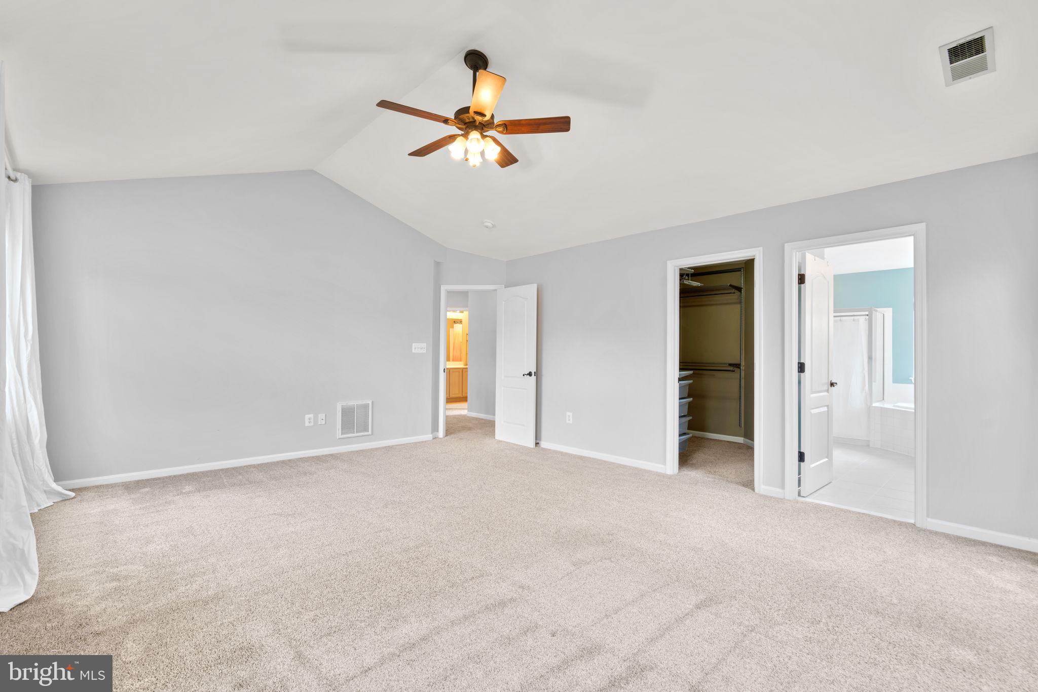 HOLLIFIELD ESTATES - Residential