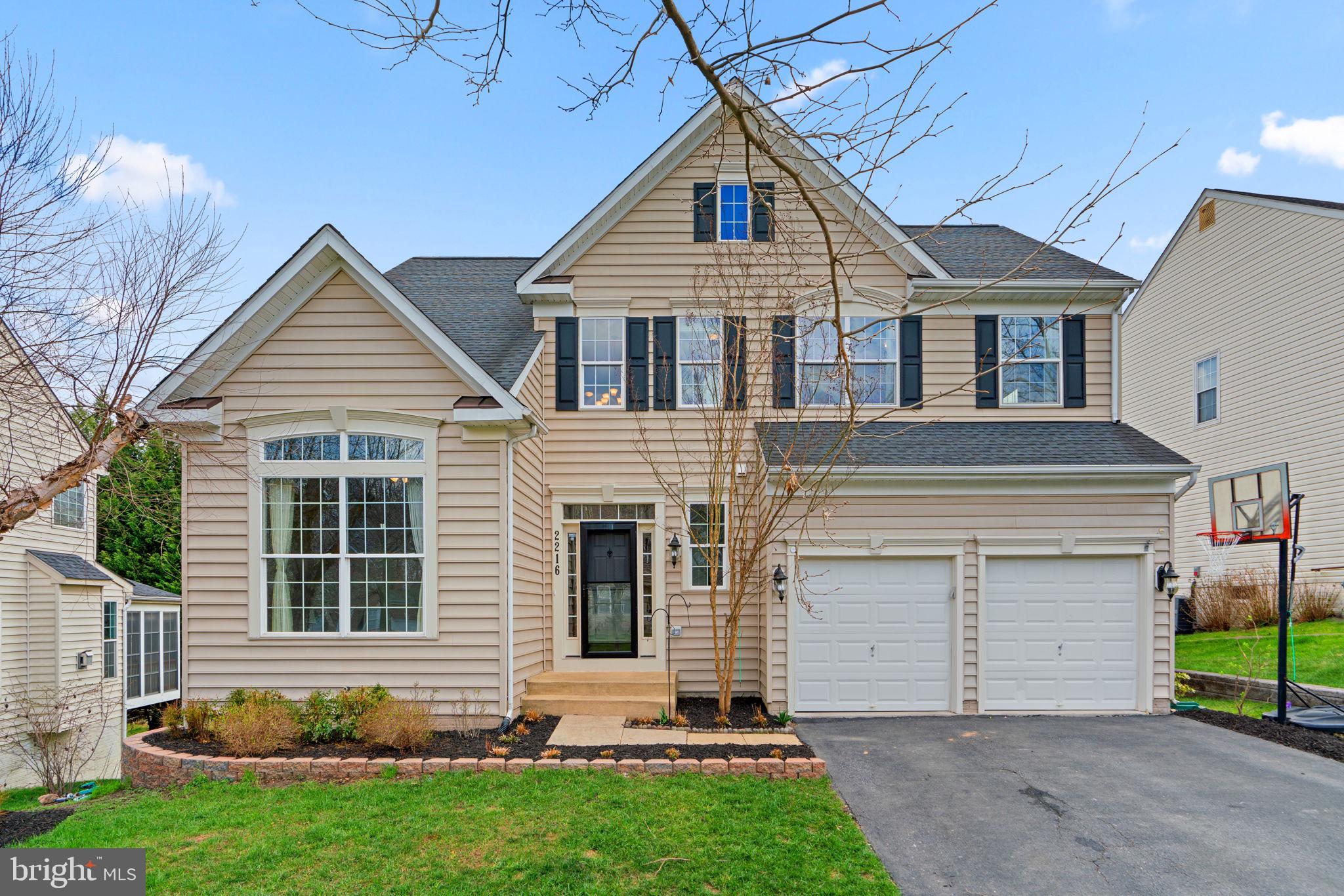 HOLLIFIELD ESTATES - Residential