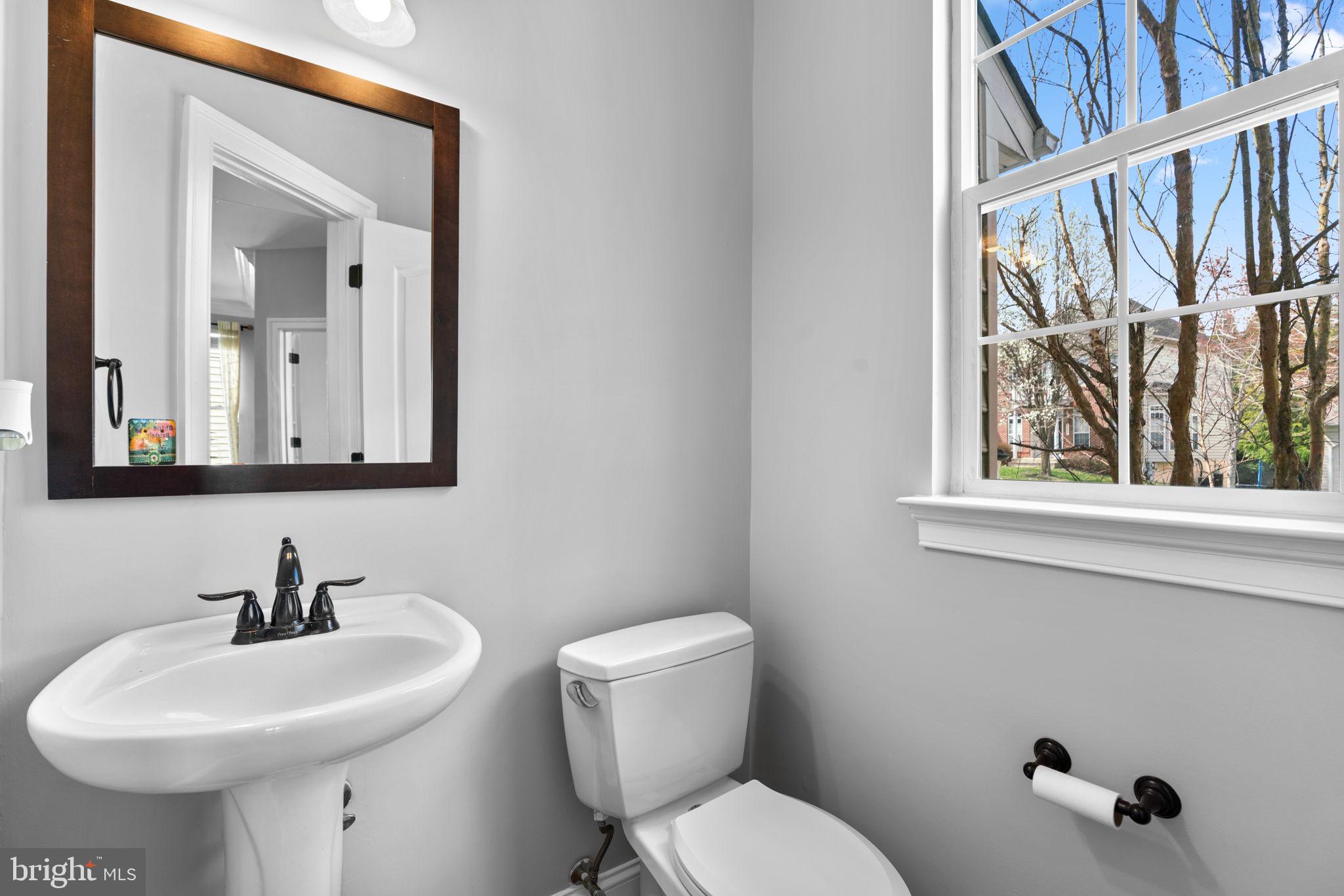 HOLLIFIELD ESTATES - Residential