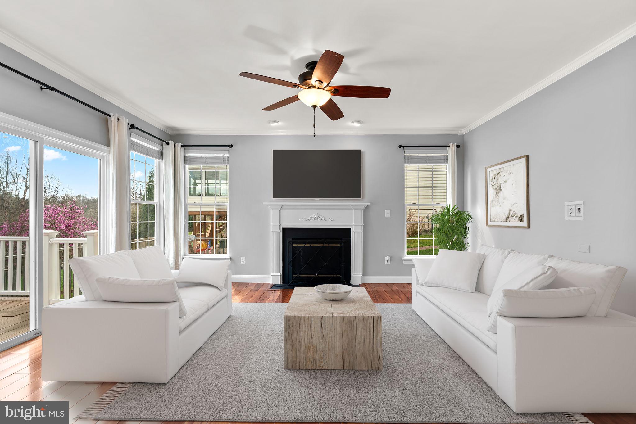 HOLLIFIELD ESTATES - Residential