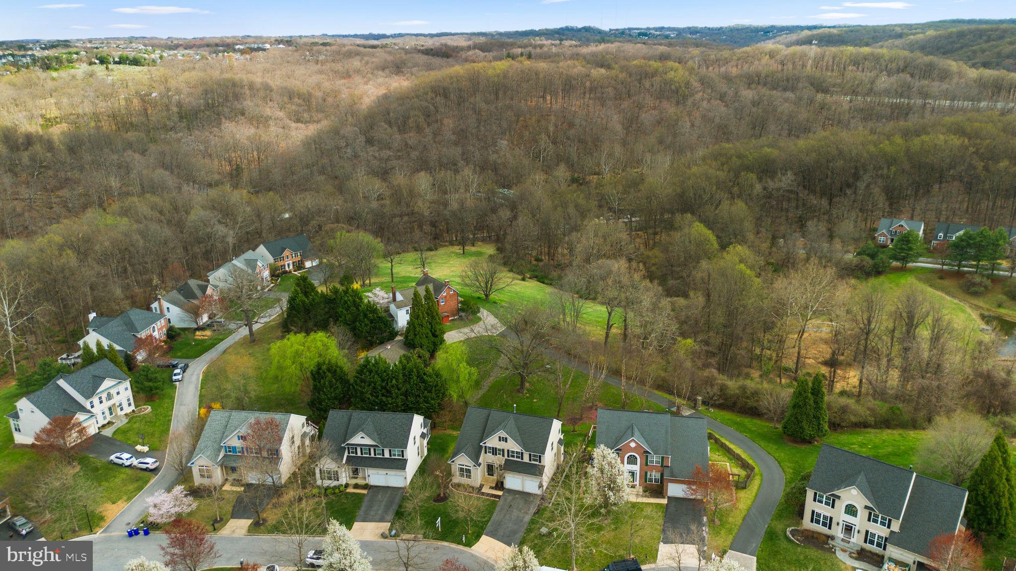 HOLLIFIELD ESTATES - Residential