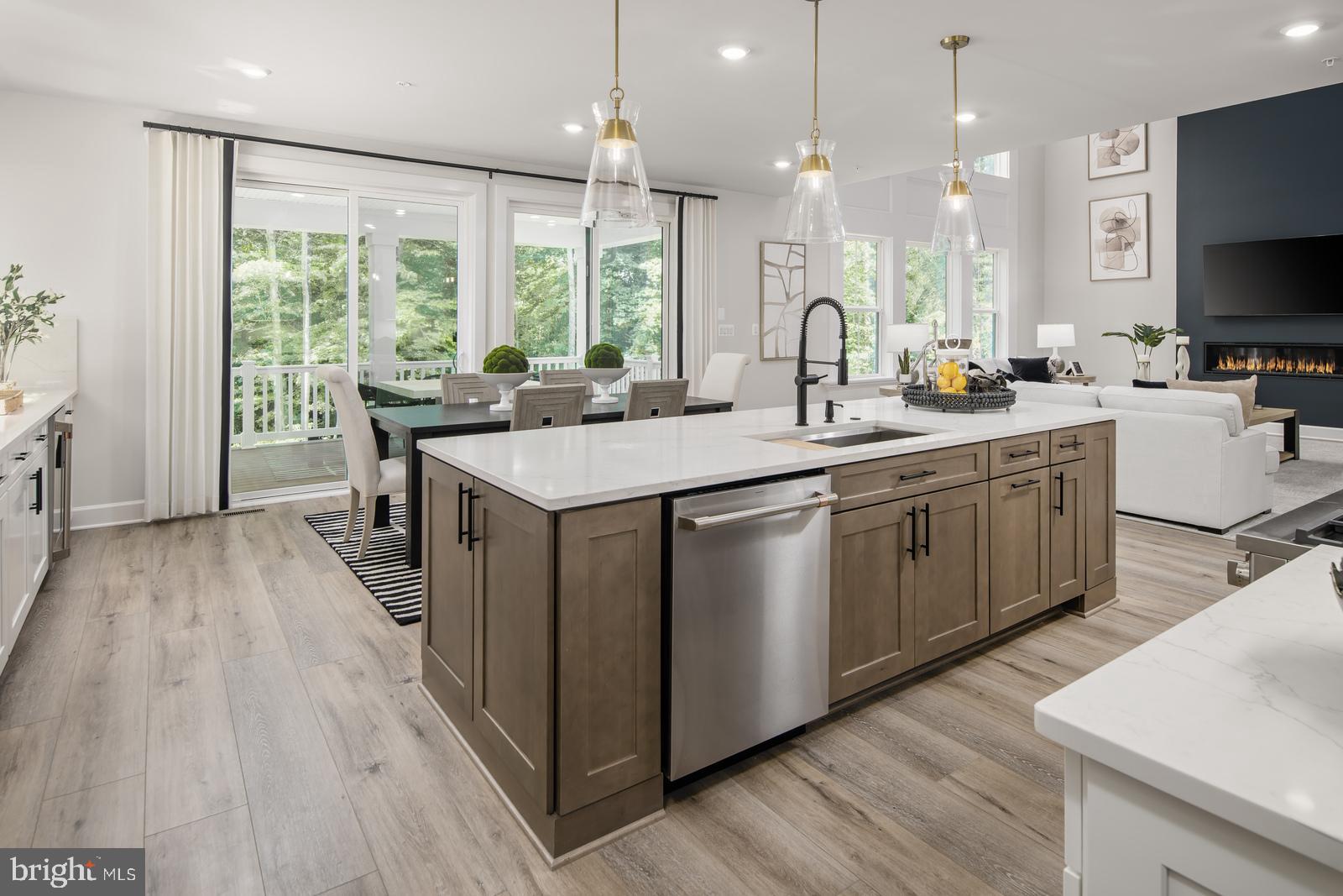 GREYSTONE - Residential