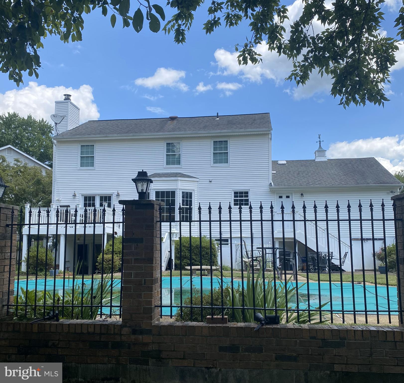 HIGHLAND MEADOWS - Residential