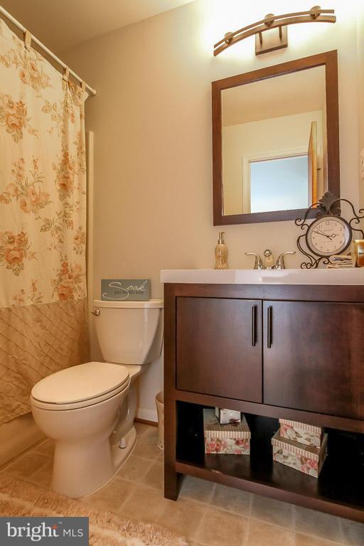 CRESTWOOD KNOLLS PH 1 - Residential