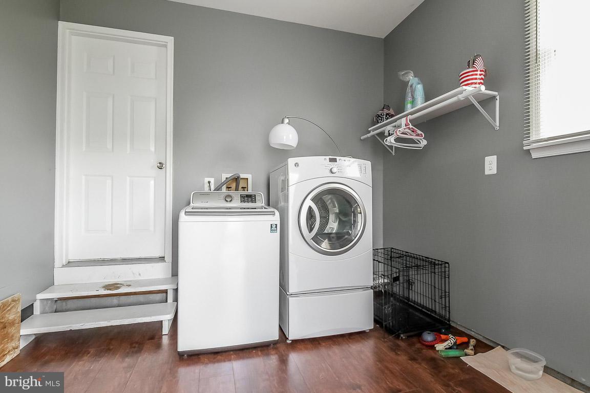 CRESTWOOD KNOLLS PH 1 - Residential