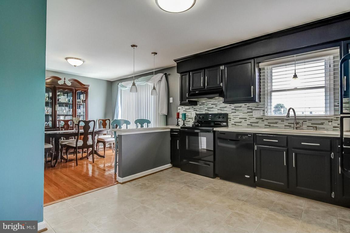 CRESTWOOD KNOLLS PH 1 - Residential