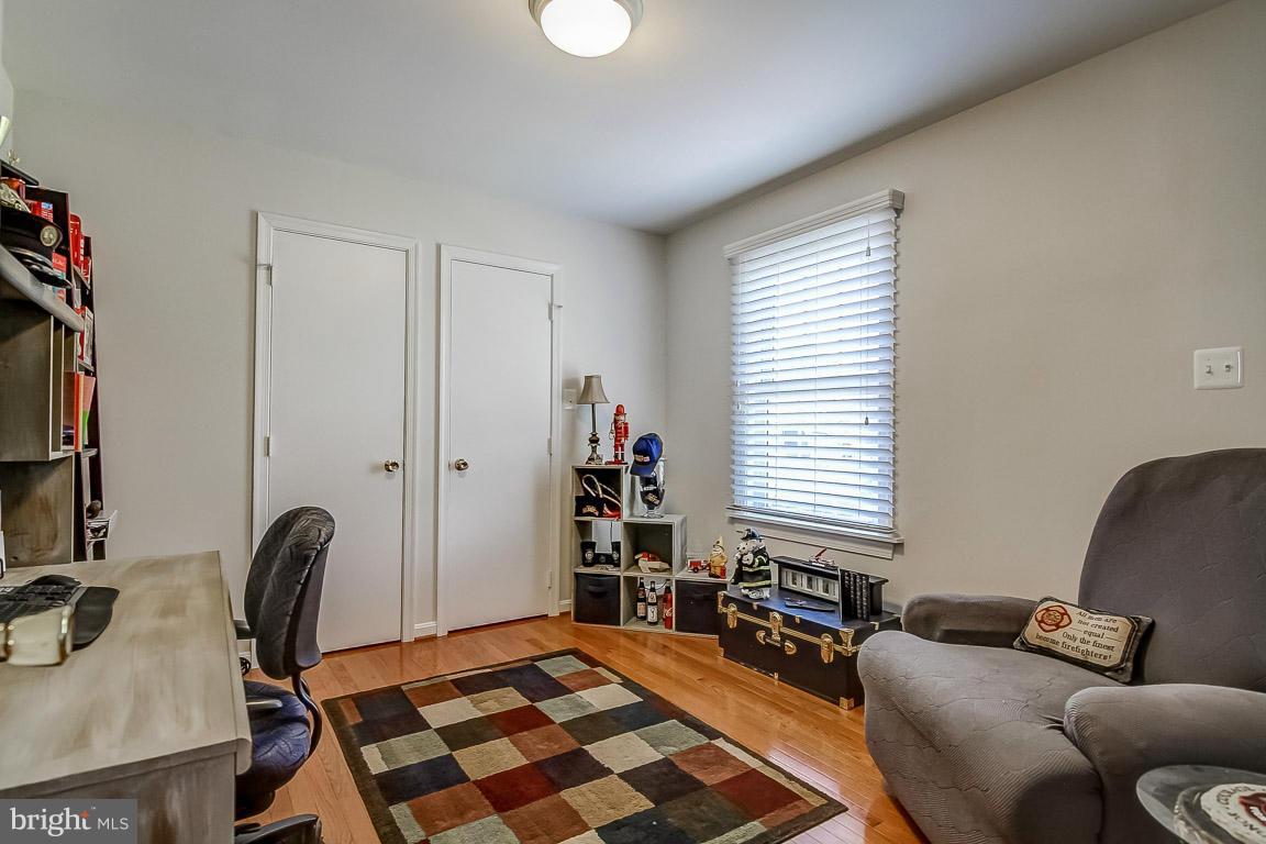 CRESTWOOD KNOLLS PH 1 - Residential