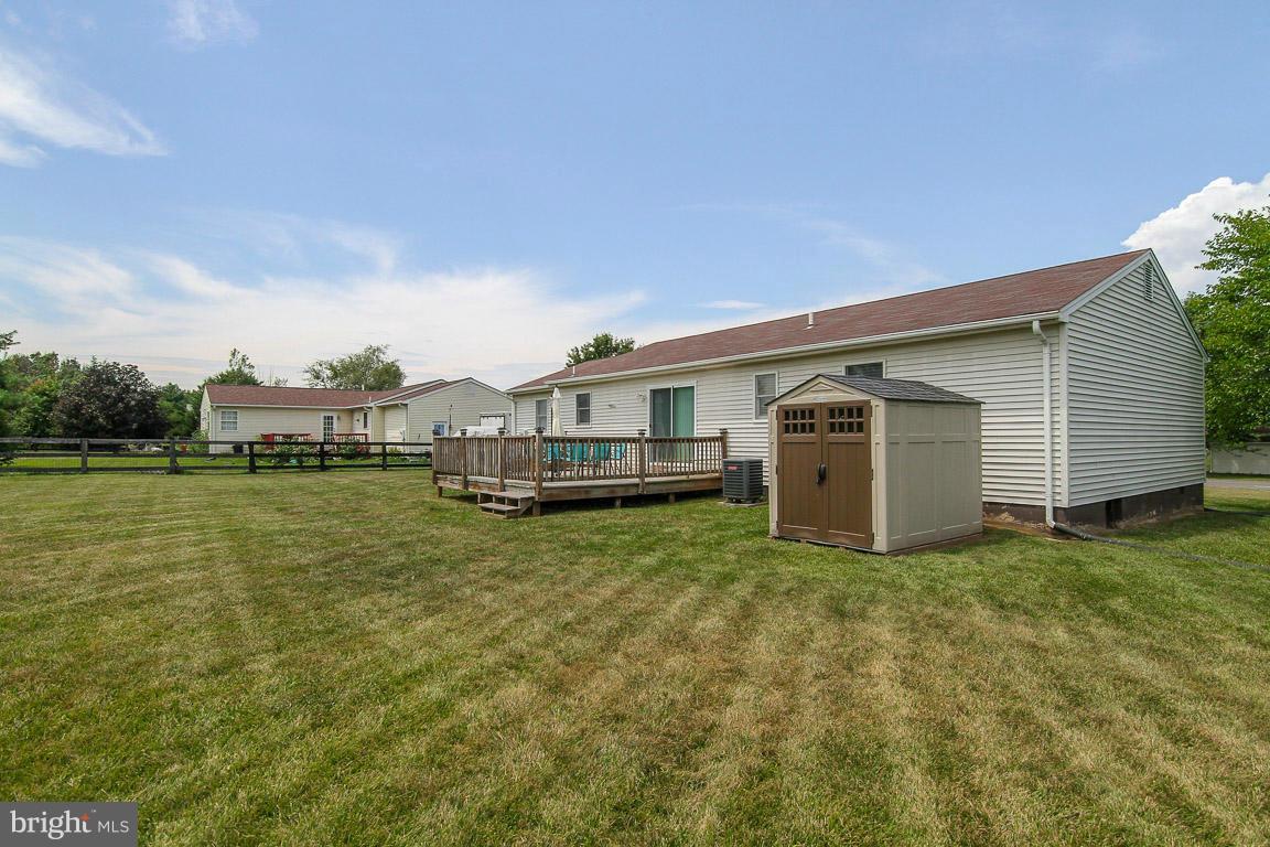 CRESTWOOD KNOLLS PH 1 - Residential