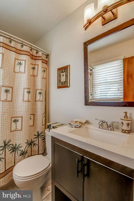 CRESTWOOD KNOLLS PH 1 - Residential