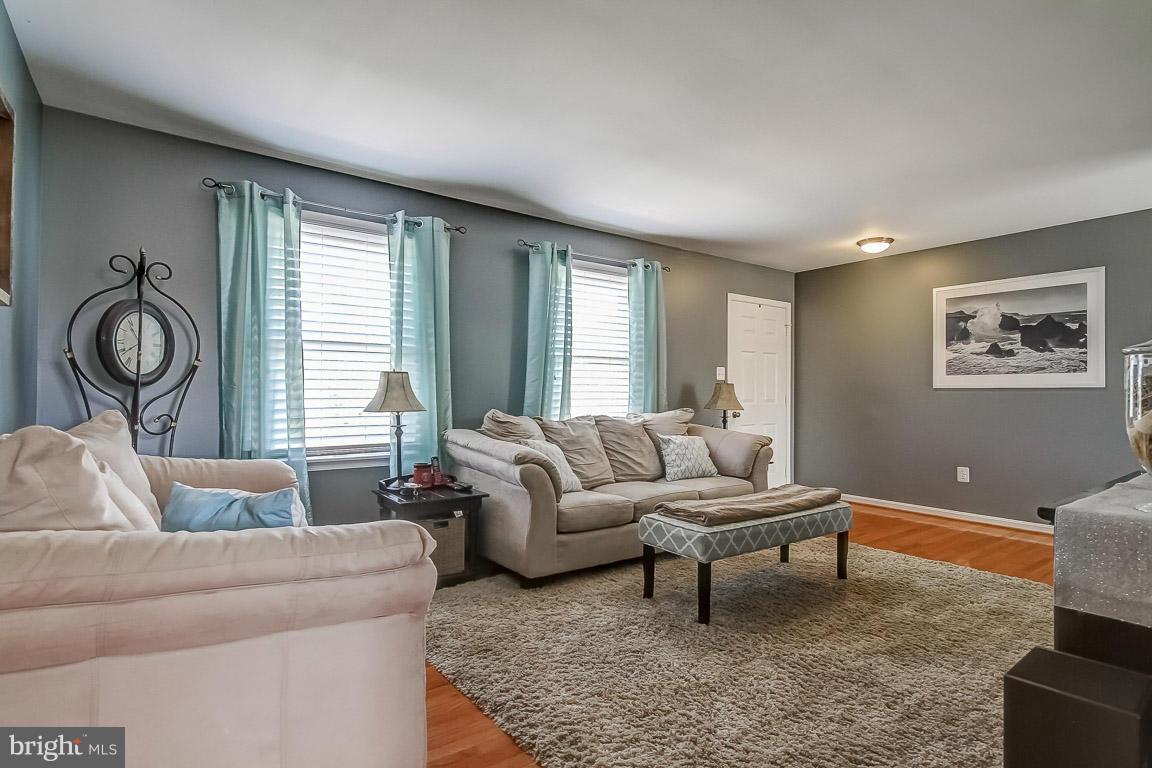 CRESTWOOD KNOLLS PH 1 - Residential