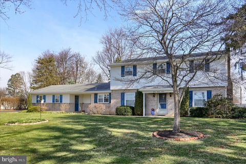 Homes For Sale - 1527 Fisher Road<br/> Cumberland County, MECHANICSBURG, PA 17055