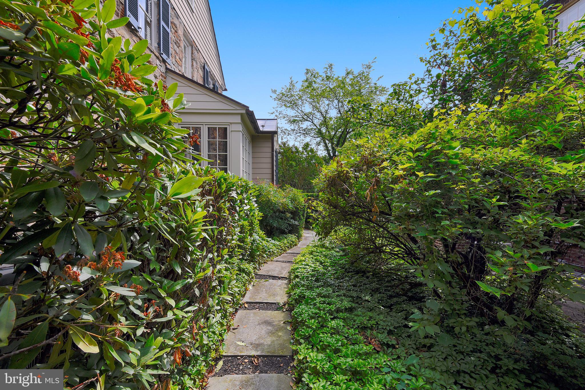 GREATER HOMELAND HISTORIC DISTRICT - Residential