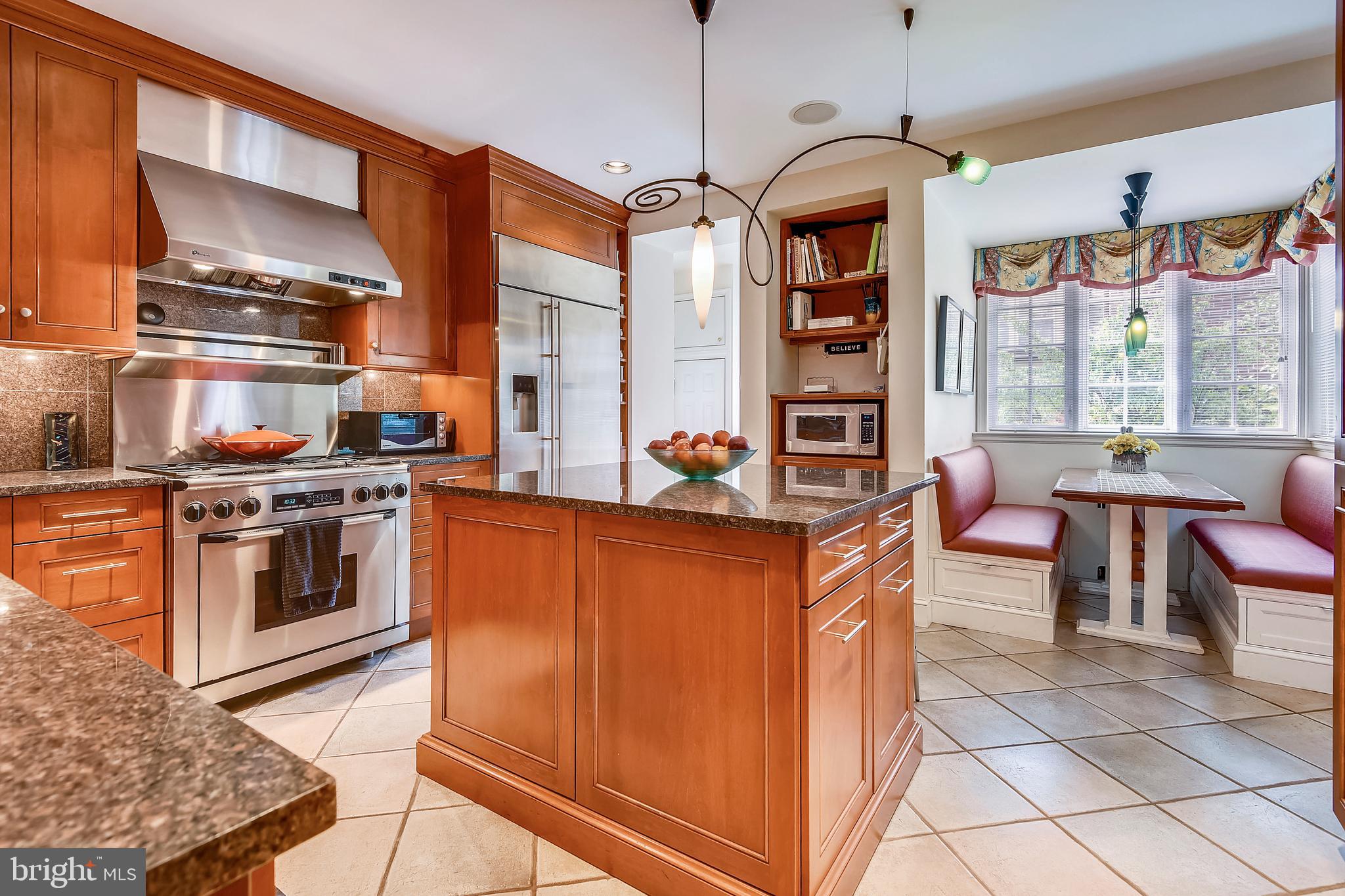 GREATER HOMELAND HISTORIC DISTRICT - Residential