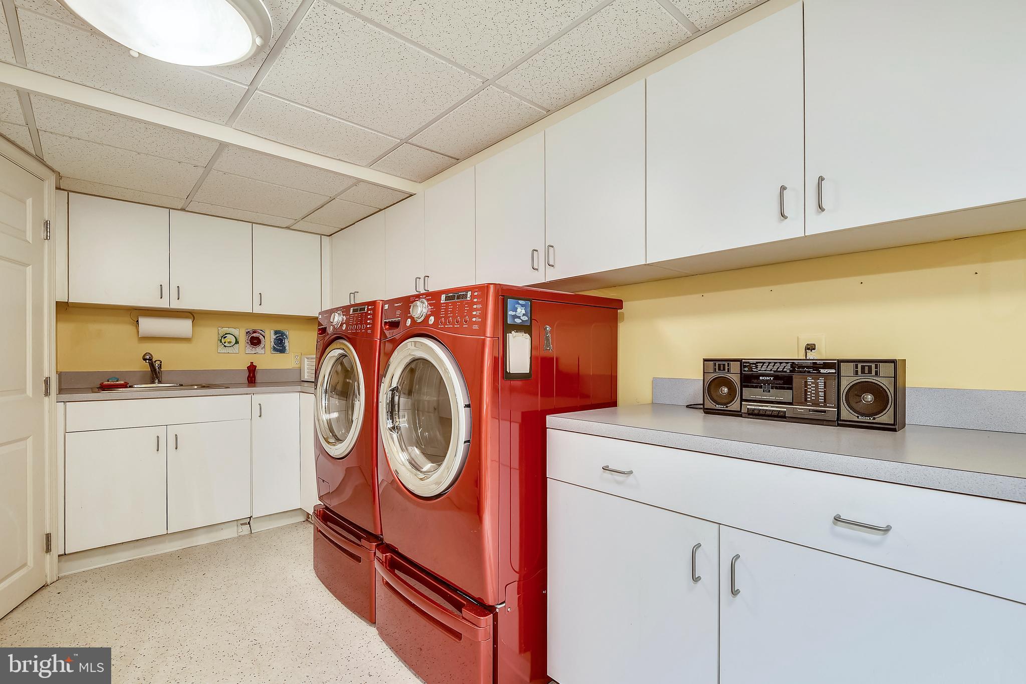 GREATER HOMELAND HISTORIC DISTRICT - Residential