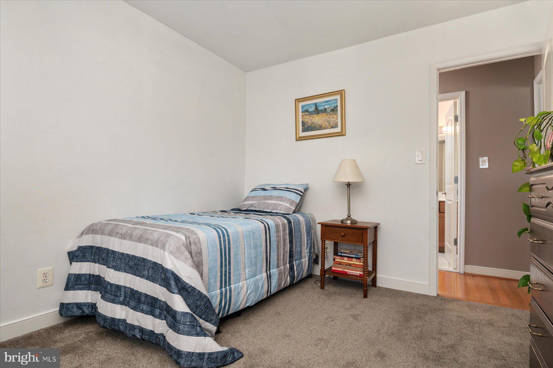 NORTH GREEN CONDOMINIUMS - Residential