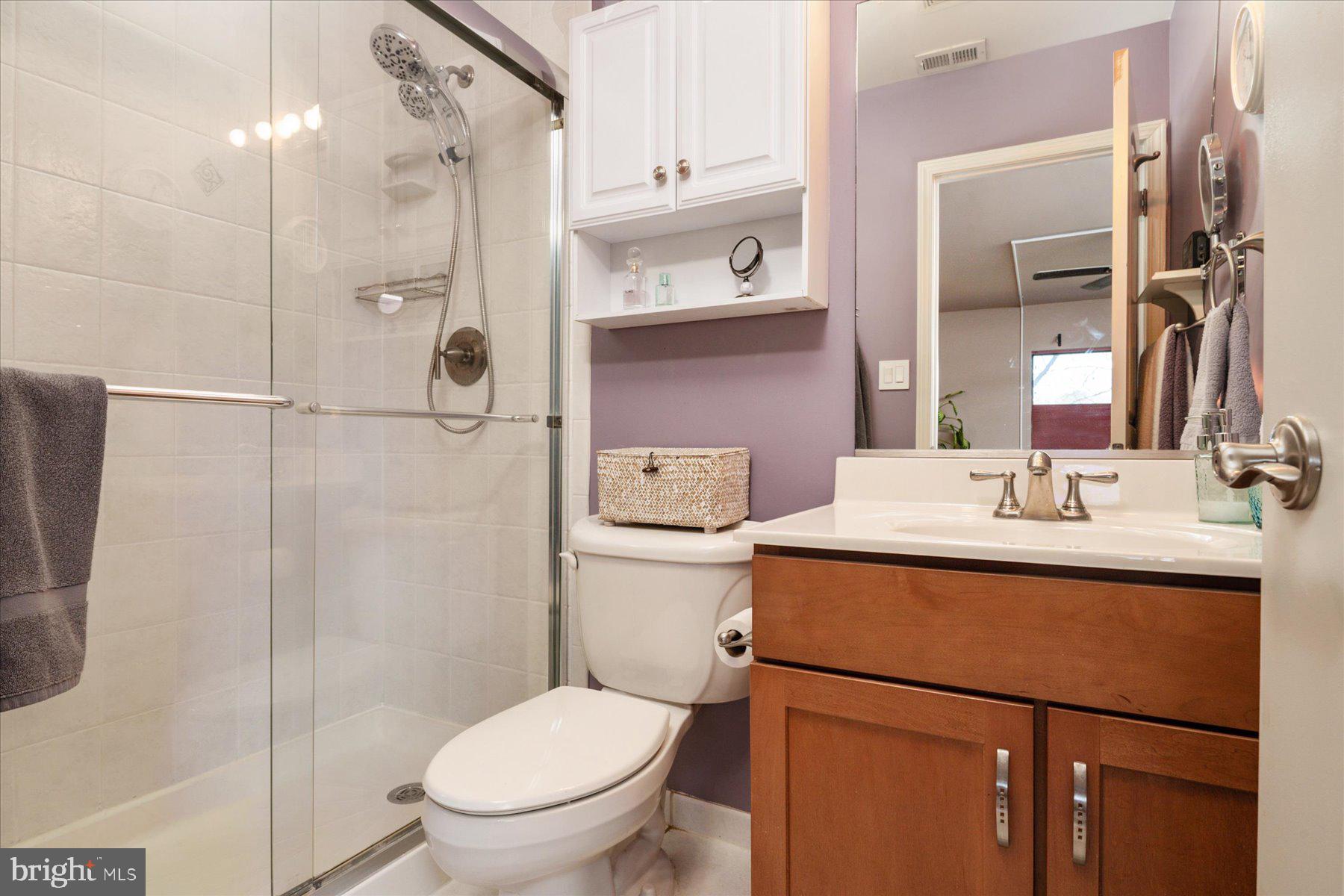 NORTH GREEN CONDOMINIUMS - Residential