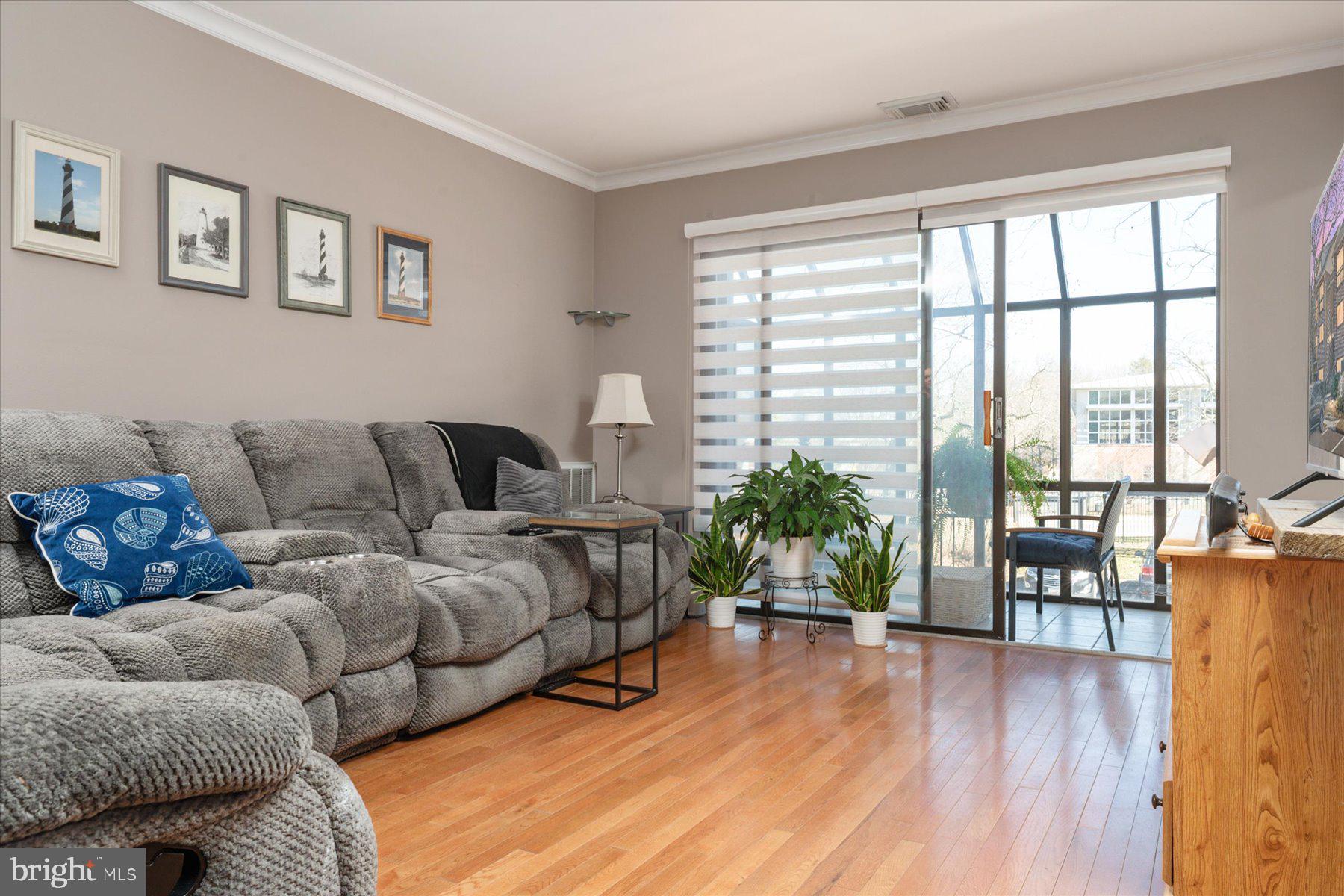 NORTH GREEN CONDOMINIUMS - Residential