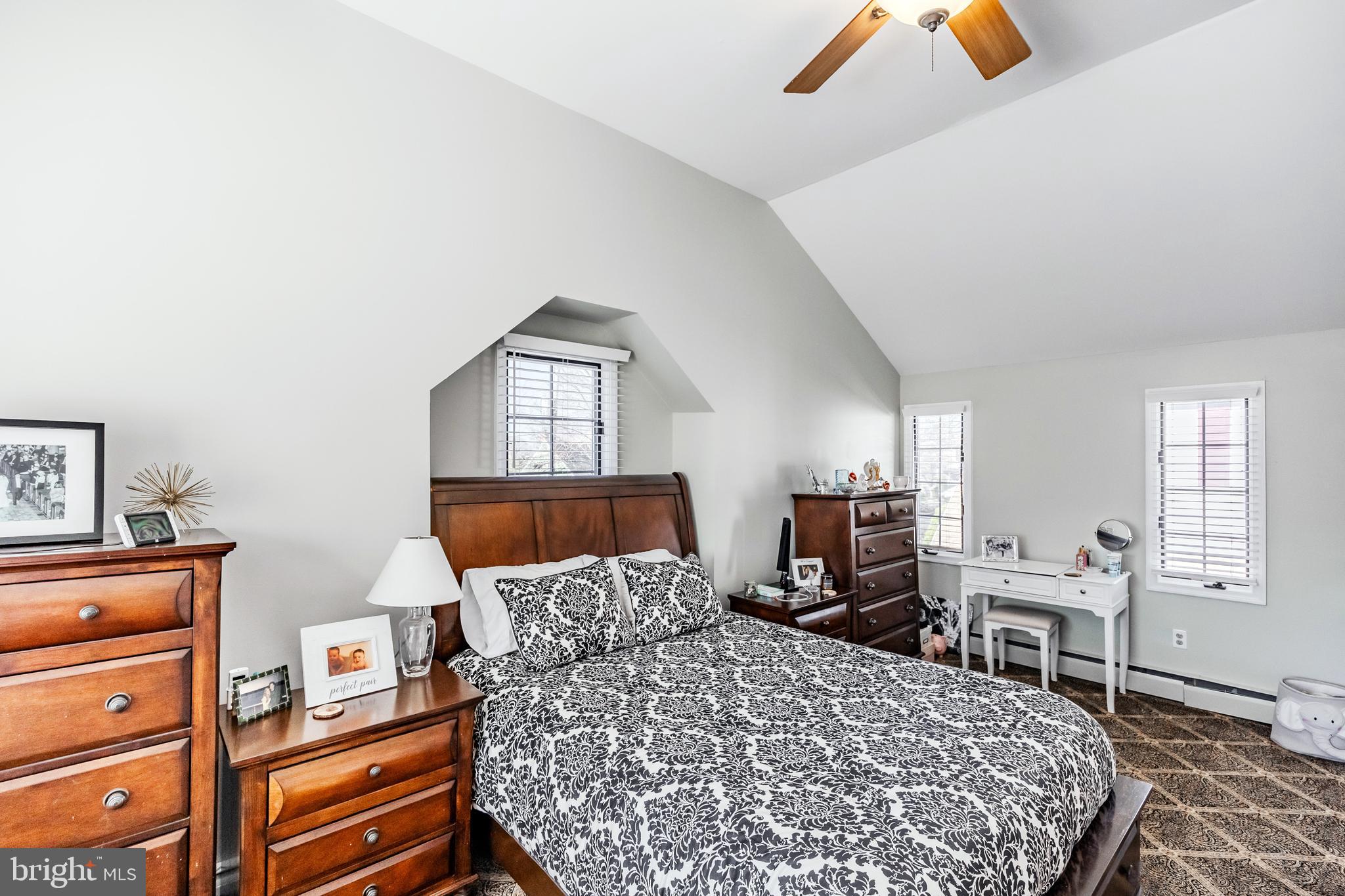 LYNNWOOD - Residential