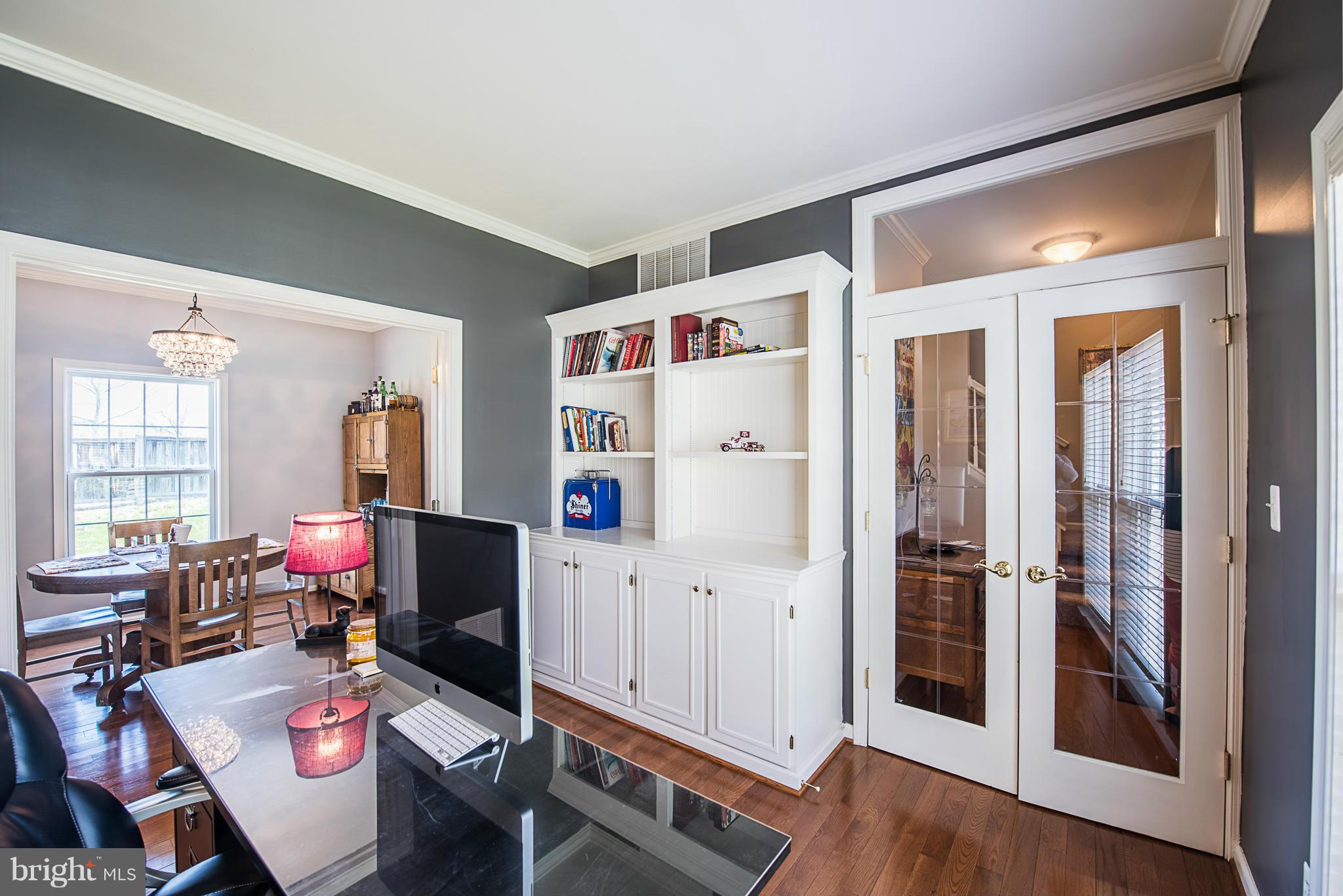 SIGNATURE AT BROADLANDS - Residential