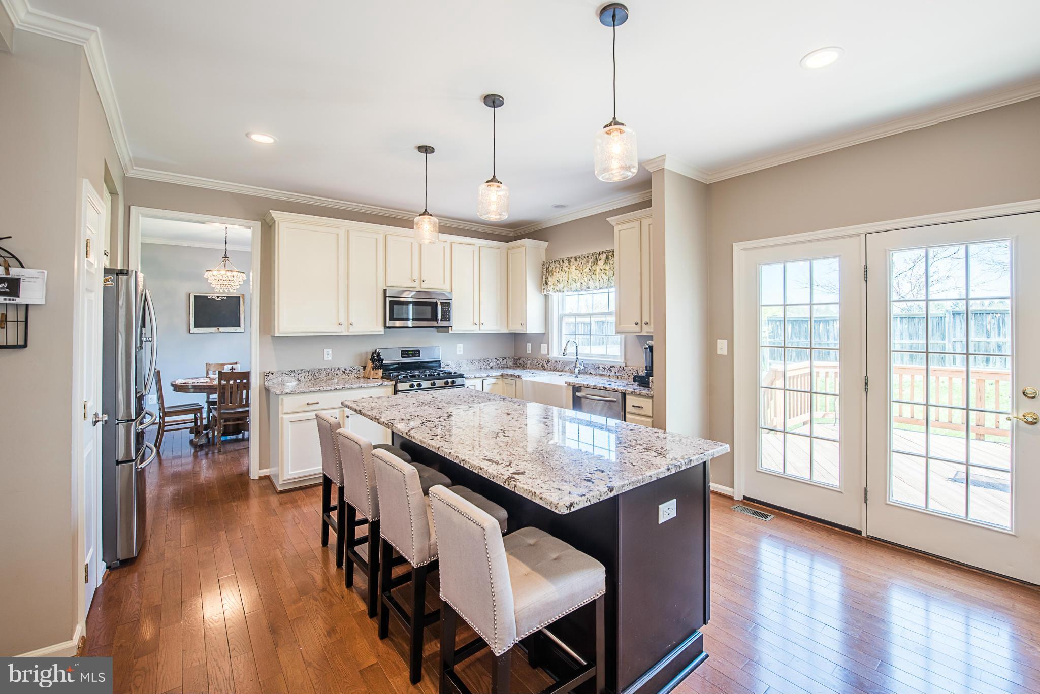 SIGNATURE AT BROADLANDS - Residential