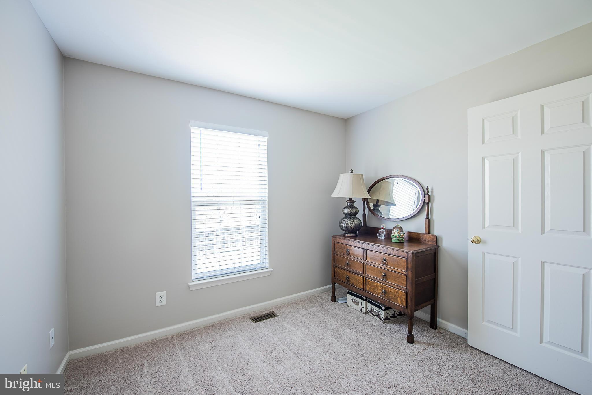 SIGNATURE AT BROADLANDS - Residential